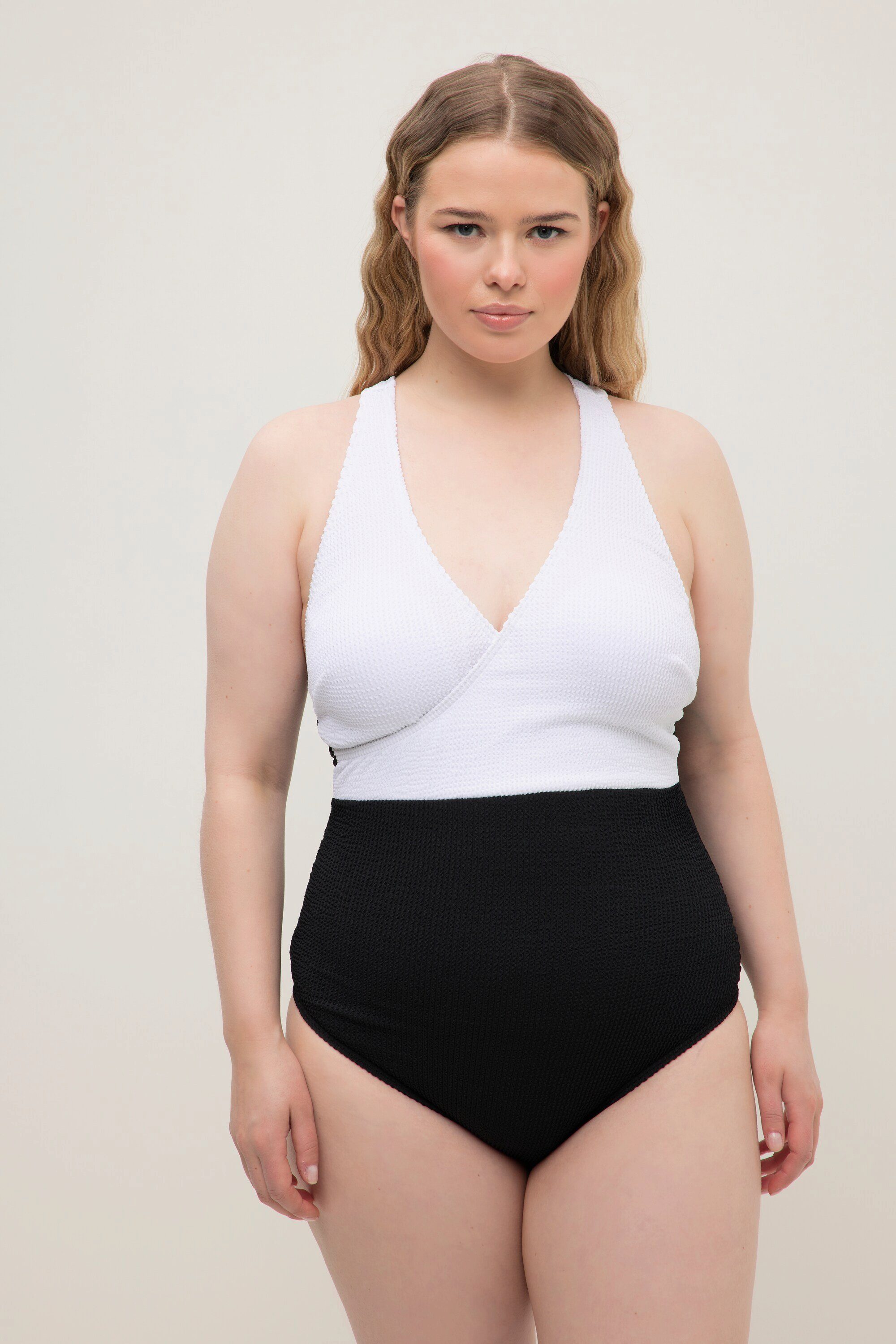 Studio Untold Badeanzug Badeanzug Softcups zweifarbig günstig online kaufen