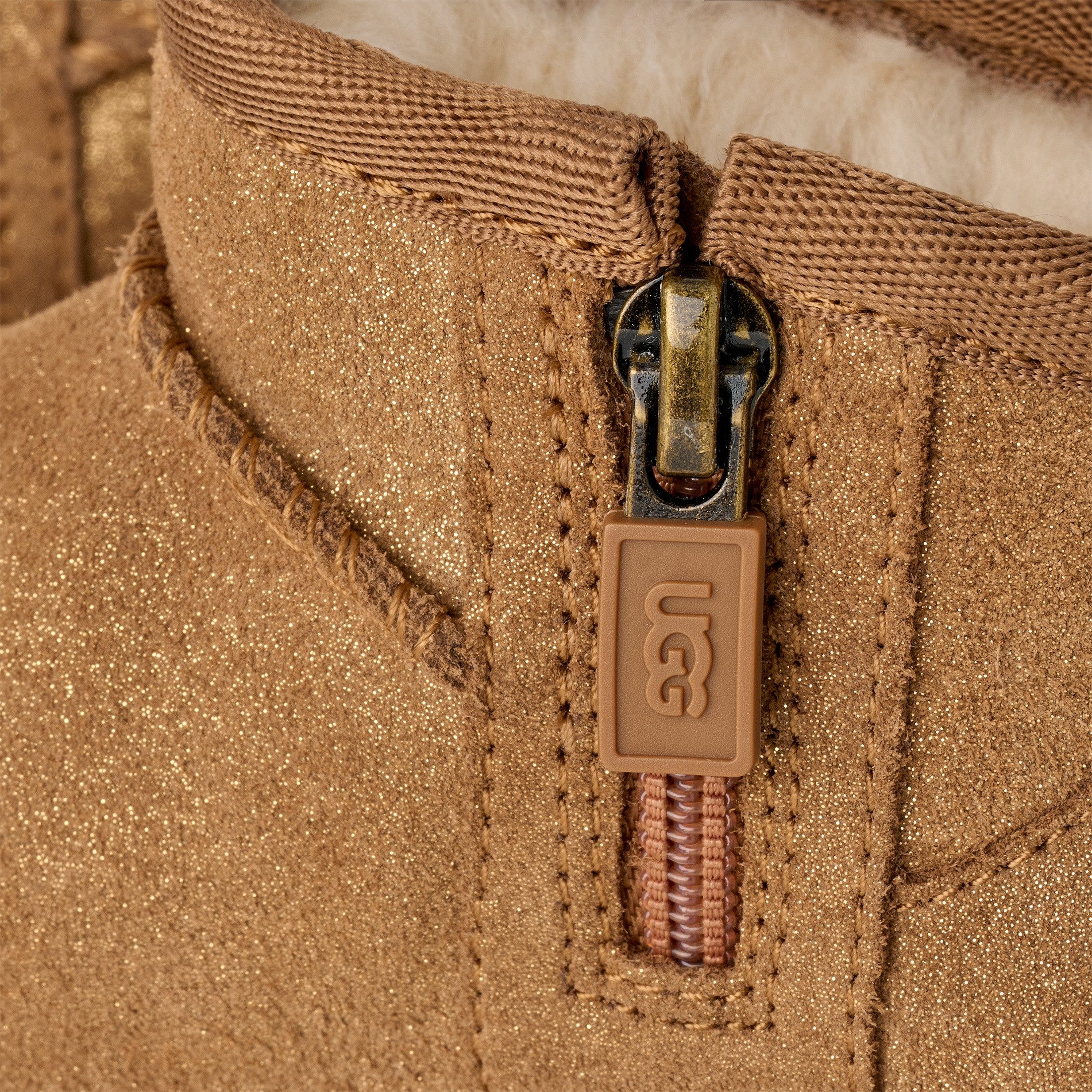 UGG Classic Ultra Mini Dazzle Schlupfboots Winterboots, Schlupboots mit Glitzer