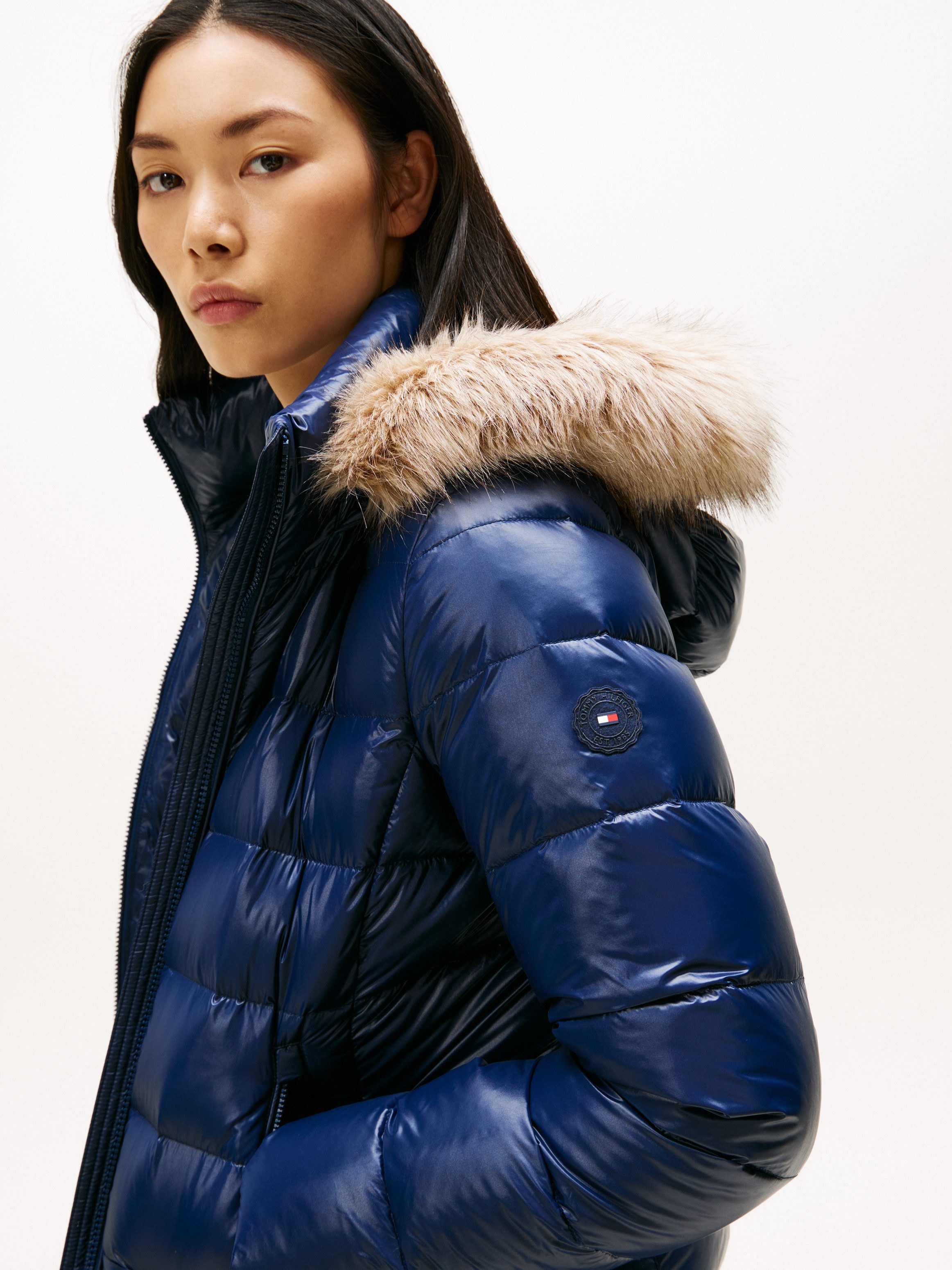 Tommy Hilfiger Steppjacke GLOSS HW DOWN SLIM JACKET W FUR in leicht glänzen günstig online kaufen