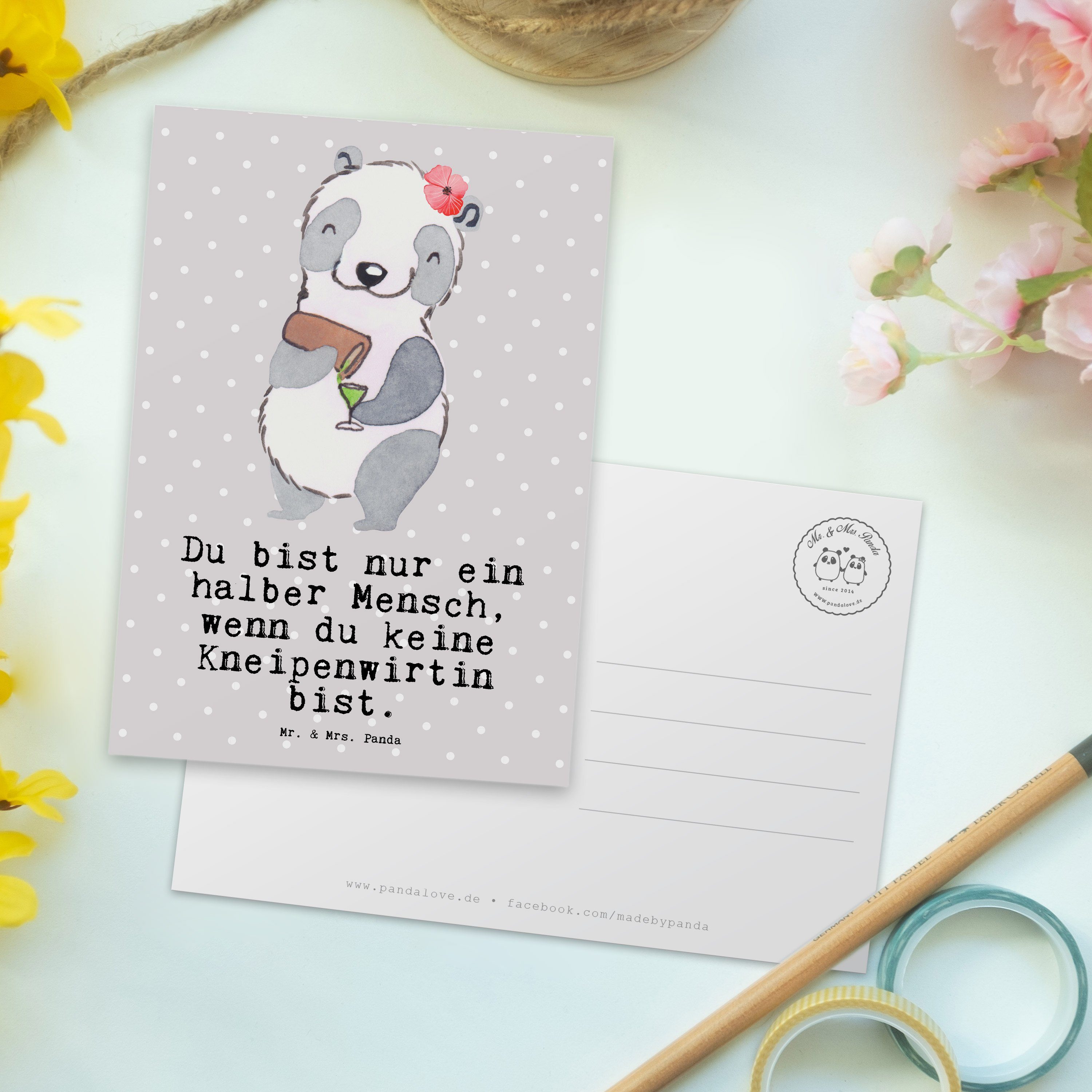 Beruf, Panda Ge Pastell Geschenk, & Kneipenwirtin Grau Mr. Mrs. - Jubiläum, Herz Postkarte mit -