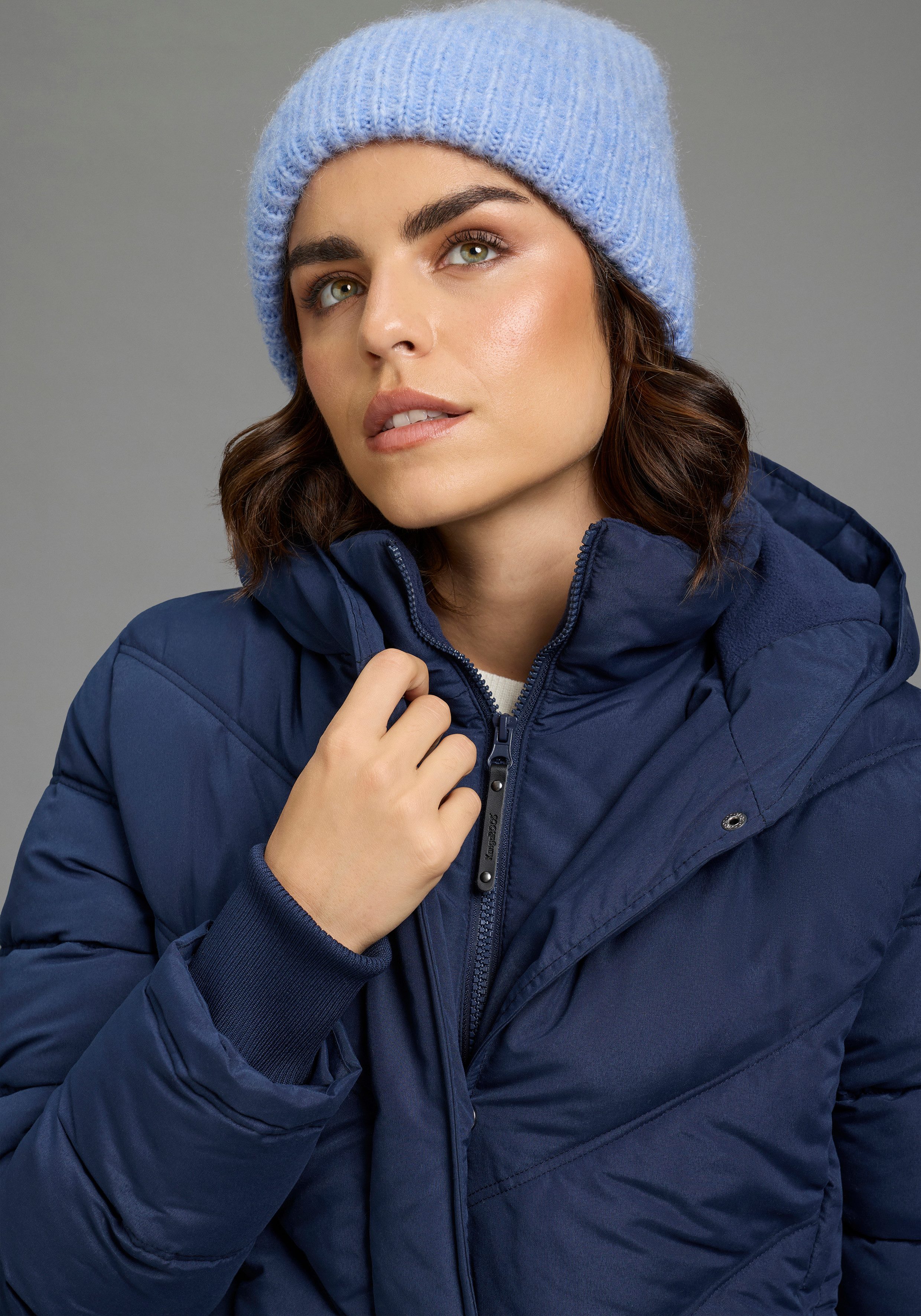 KangaROOS Winterjacke mit hochschließendem Kragen, gefütterte Kapuze – Bild 3 von 5