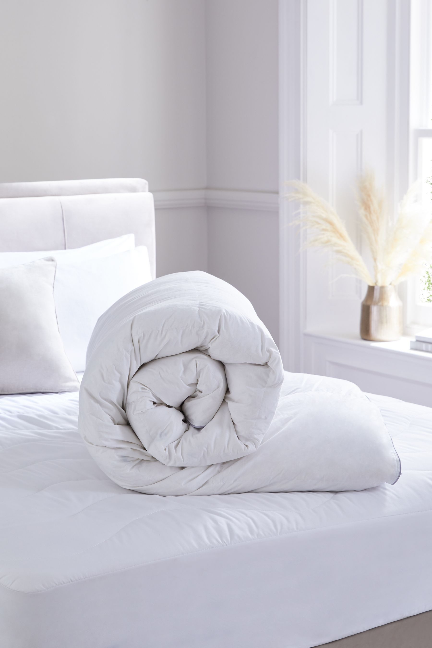 Next Federbettdecke Bettdecke aus Entenfedern und Daunen, 15 Tog, Füllung: Obermaterial: 100 % Baumwolle. Füllung: 90 % Entenfedern*, 10 % Entendaunen* *Enthält nicht-textile Elemente tierischen Ursprungs.