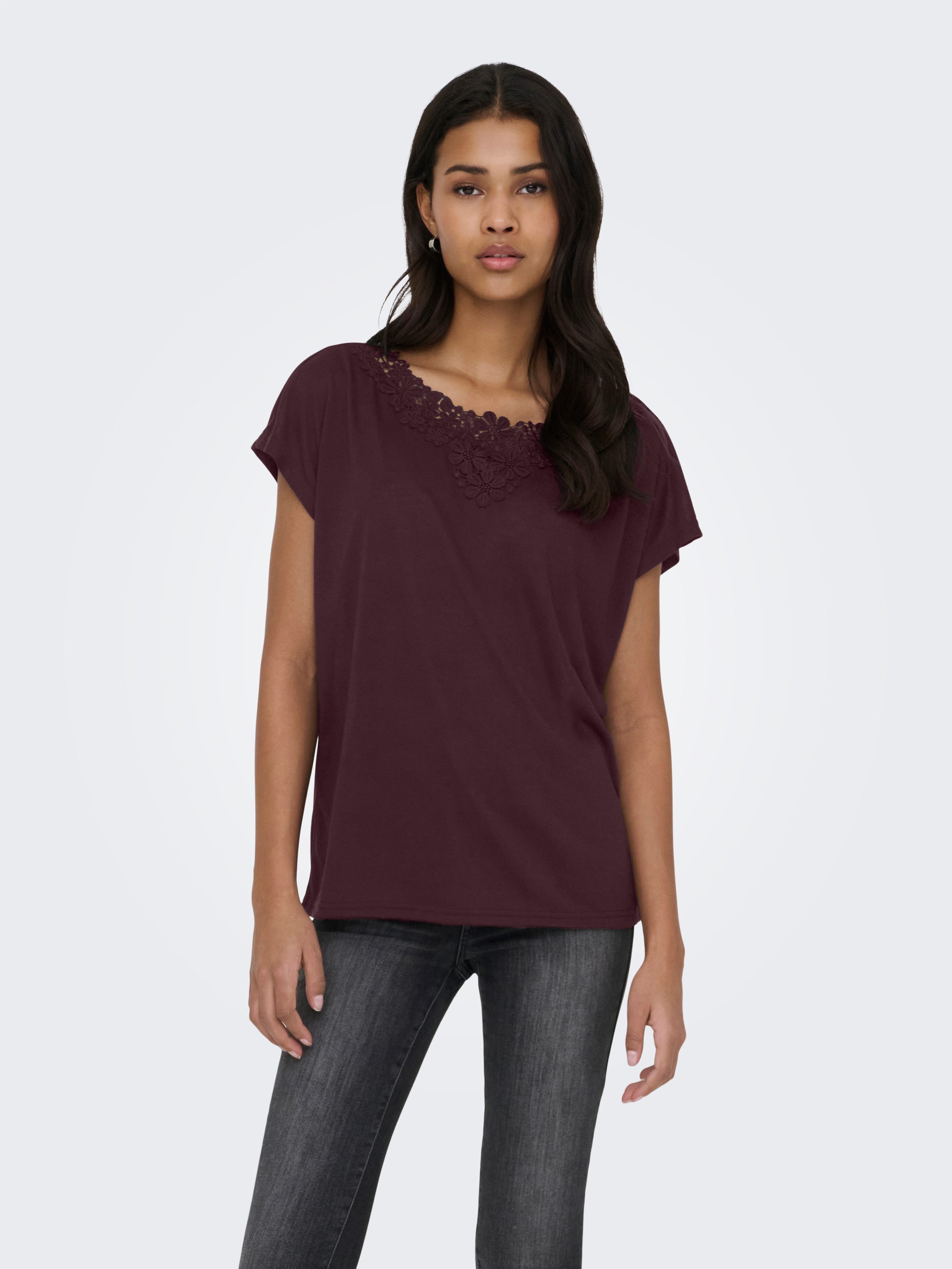 ONLY Spitzenshirt ONLWINNIE S/S TOP CS JRS Polyester, regular fit