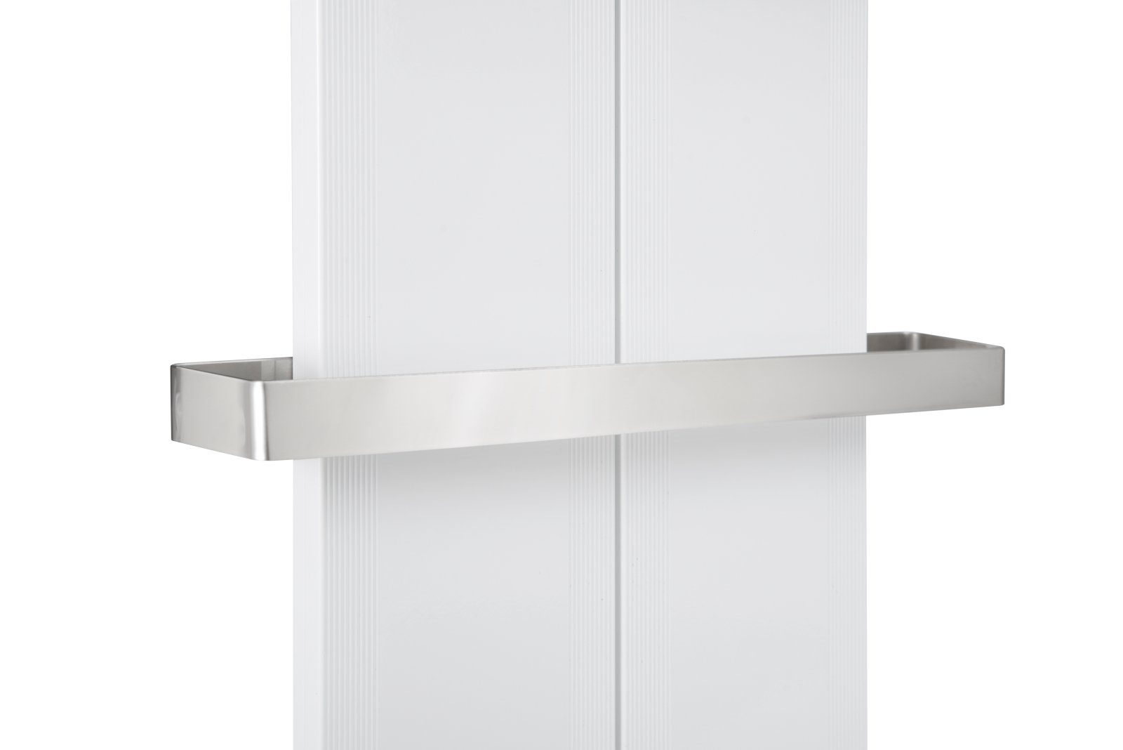 Finesa Elektrischer Badheizkörper mit Smarte Thermostat, Wärmeabgabe 400-1200W, 5 Jahre GARANTIE