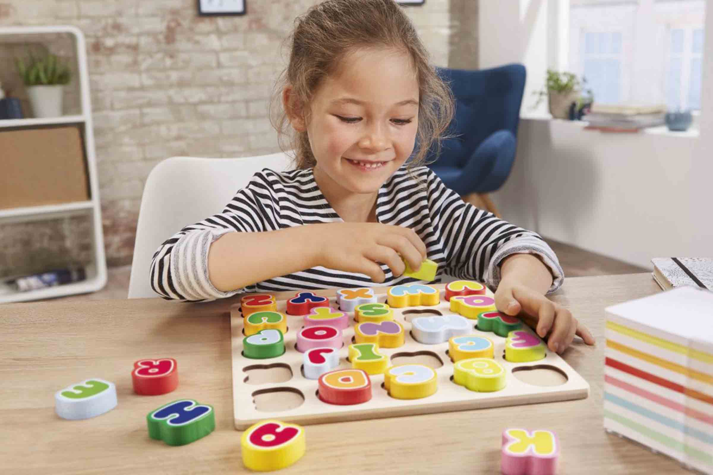 Playtive Steckspielzeug Playtive Kinder Holz Spielzeug FSC Geschicklichkeit Logik