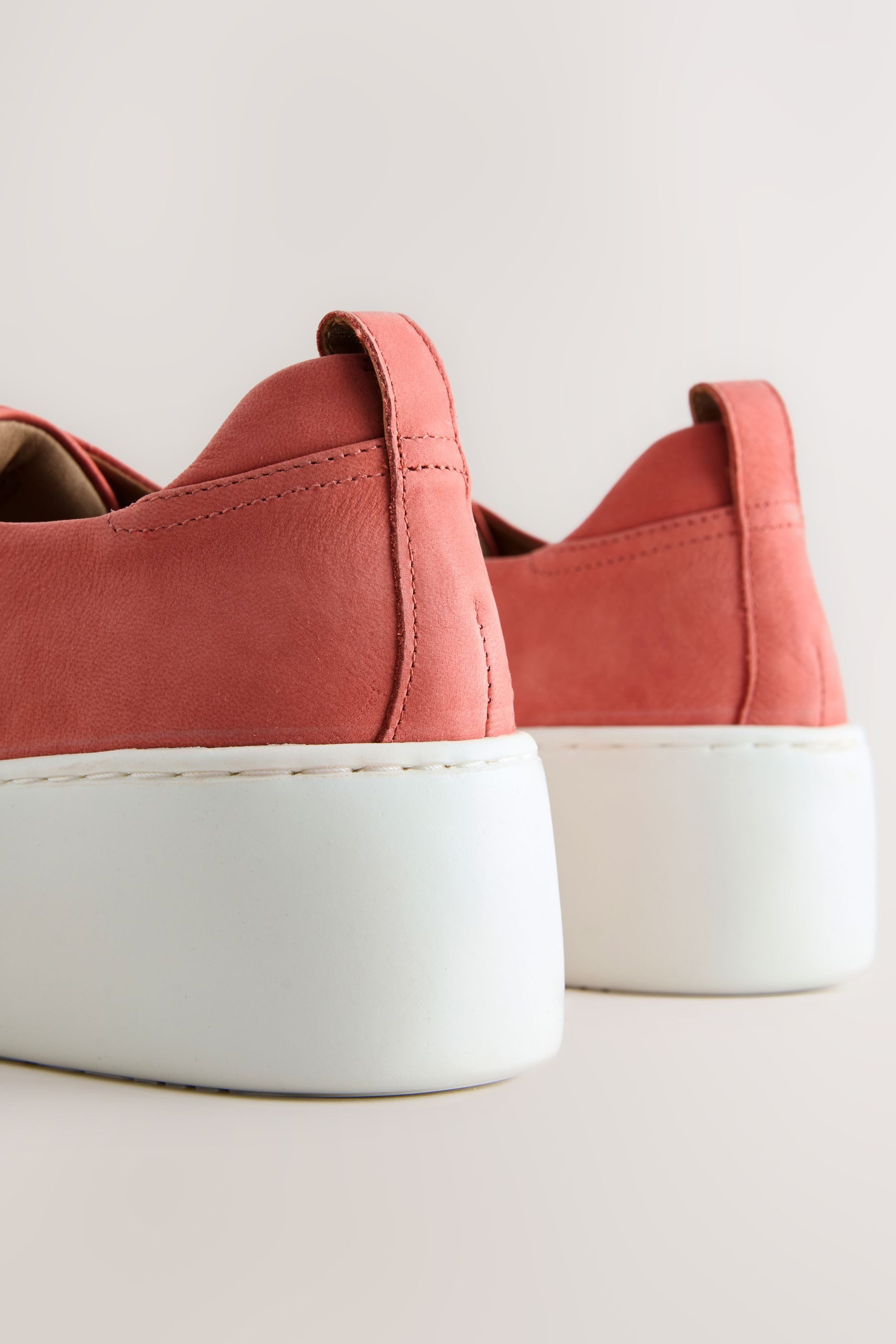 Next Forever Comfort® Ledersneaker mit Keilabsatz Sneaker (1-tlg)