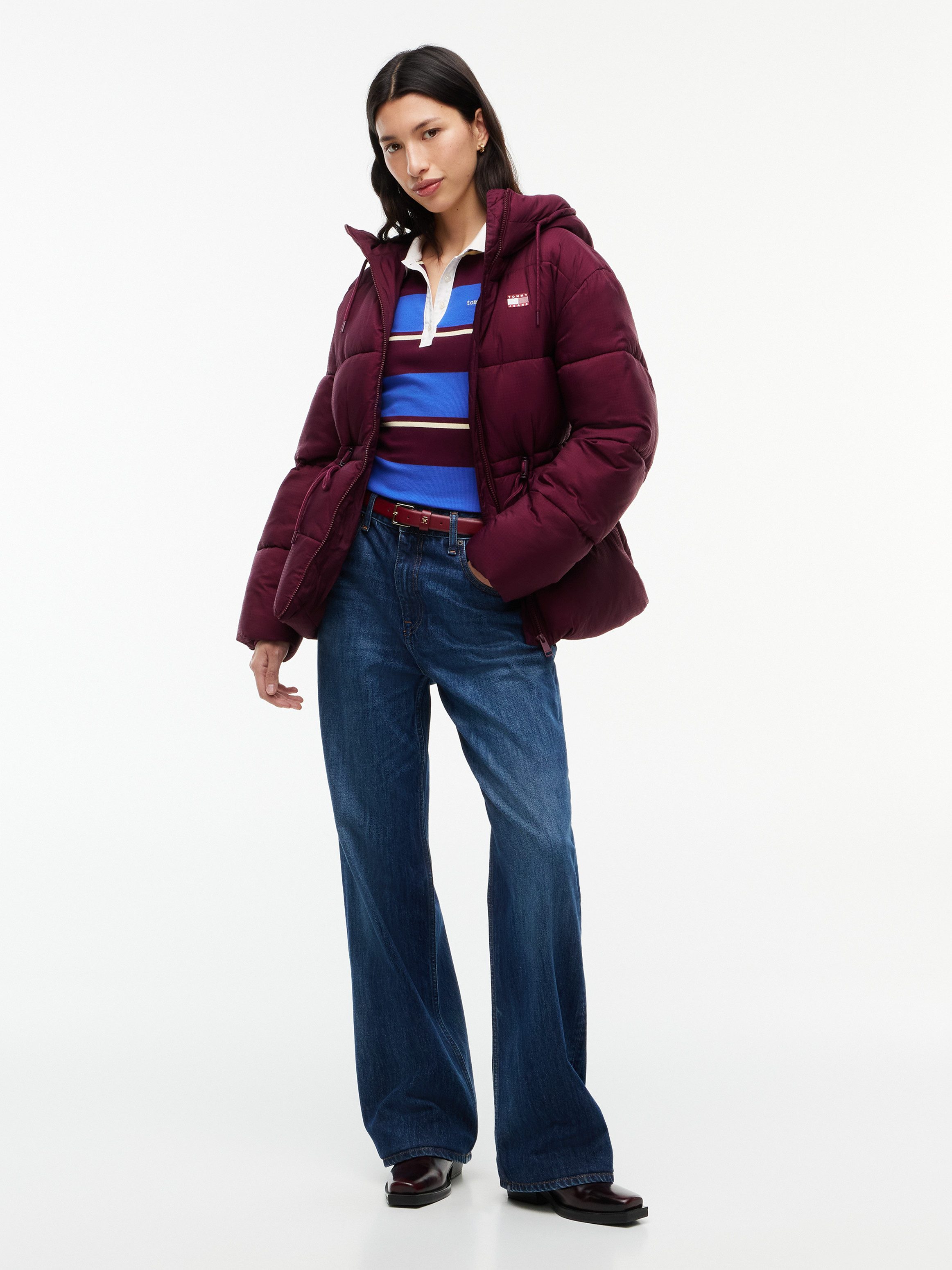 Tommy Jeans Steppjacke TJW HOODED MIDI PUFFER JACKET Kunstfaser – Bild 5 von 5