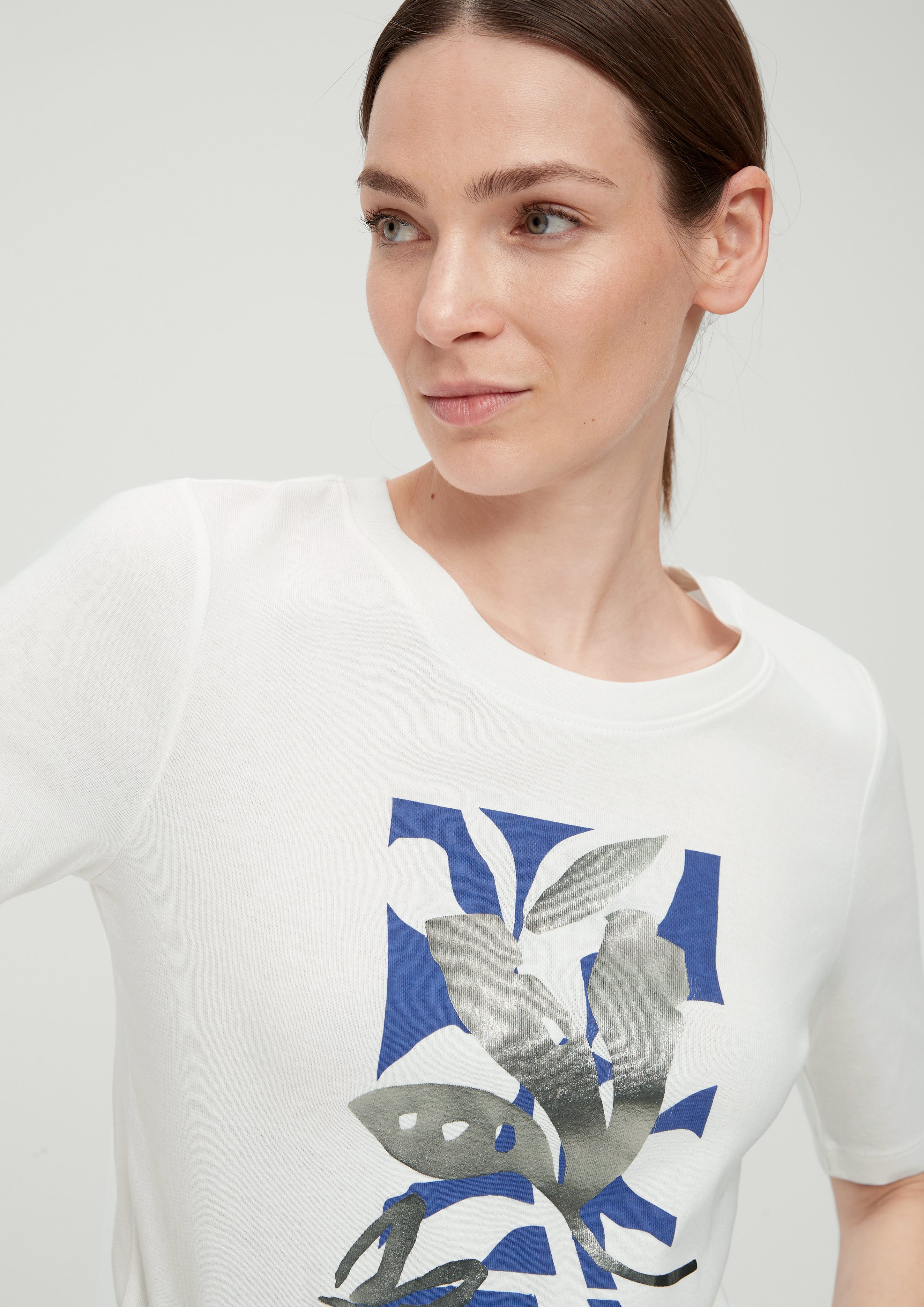 s.Oliver Kurzarmshirt Baumwollshirt mit glänzendem Frontprint günstig online kaufen