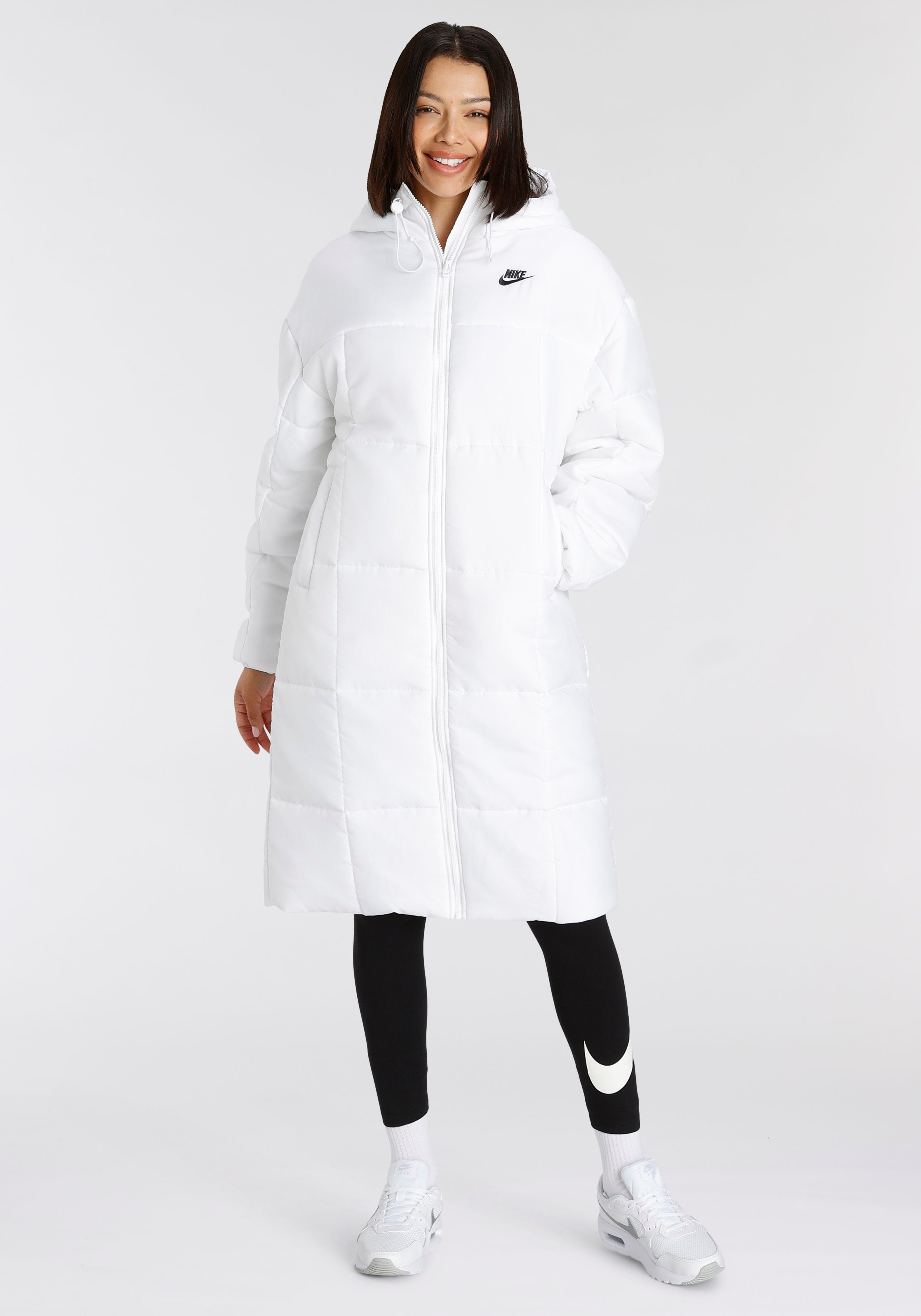 Nike Sportswear Steppmantel CLASSIC WOMEN'S PARKA WHITE/BLACK THERMA-FIT