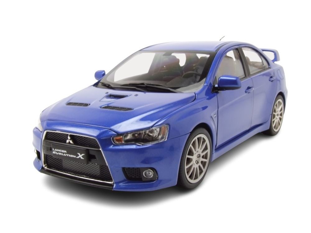 Sun Star Modellauto Mitsubishi Lancer Evo X blau metallic, Maßstab 1:18