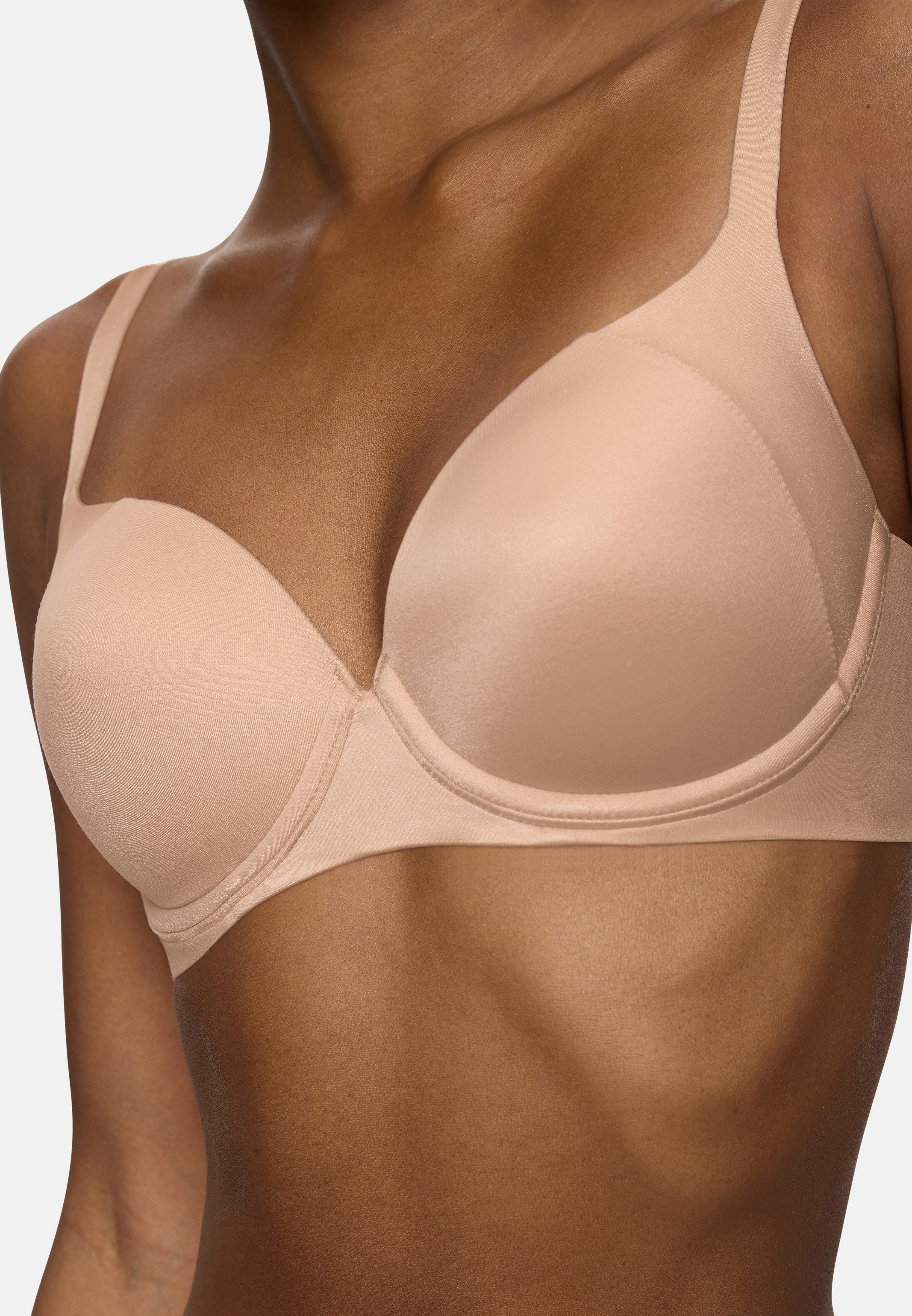 Triumph Schalen-BH Body Make-Up Soft Touch WP (1-tlg) Schalen-BH - Leicht wattierte Cups mit formgebenden Bügeln – Bild 4 von 4