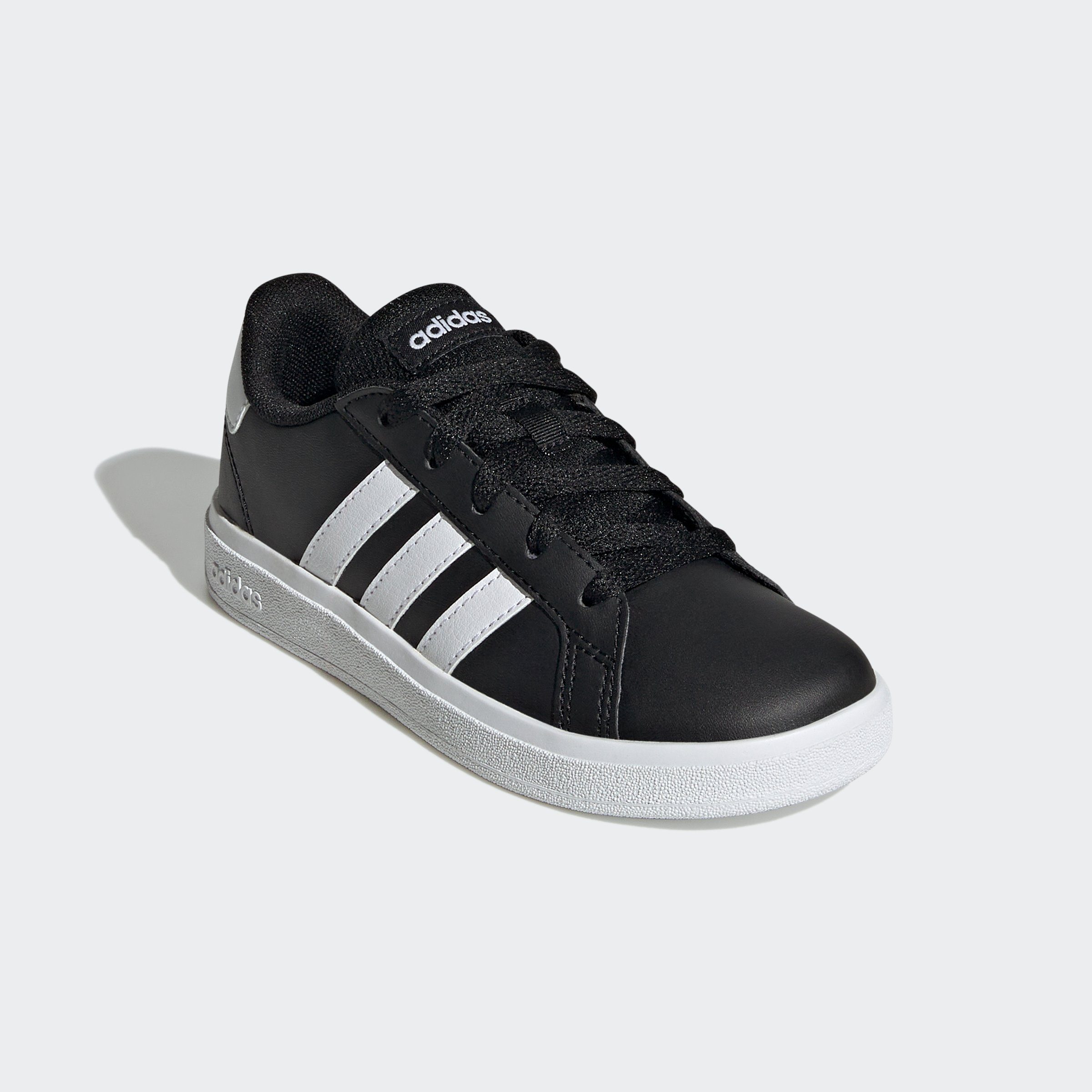 adidas Sportswear GRAND COURT LIFESTYLE TENNIS LACE-UP Sneaker Design auf den Spuren des adidas Superstar