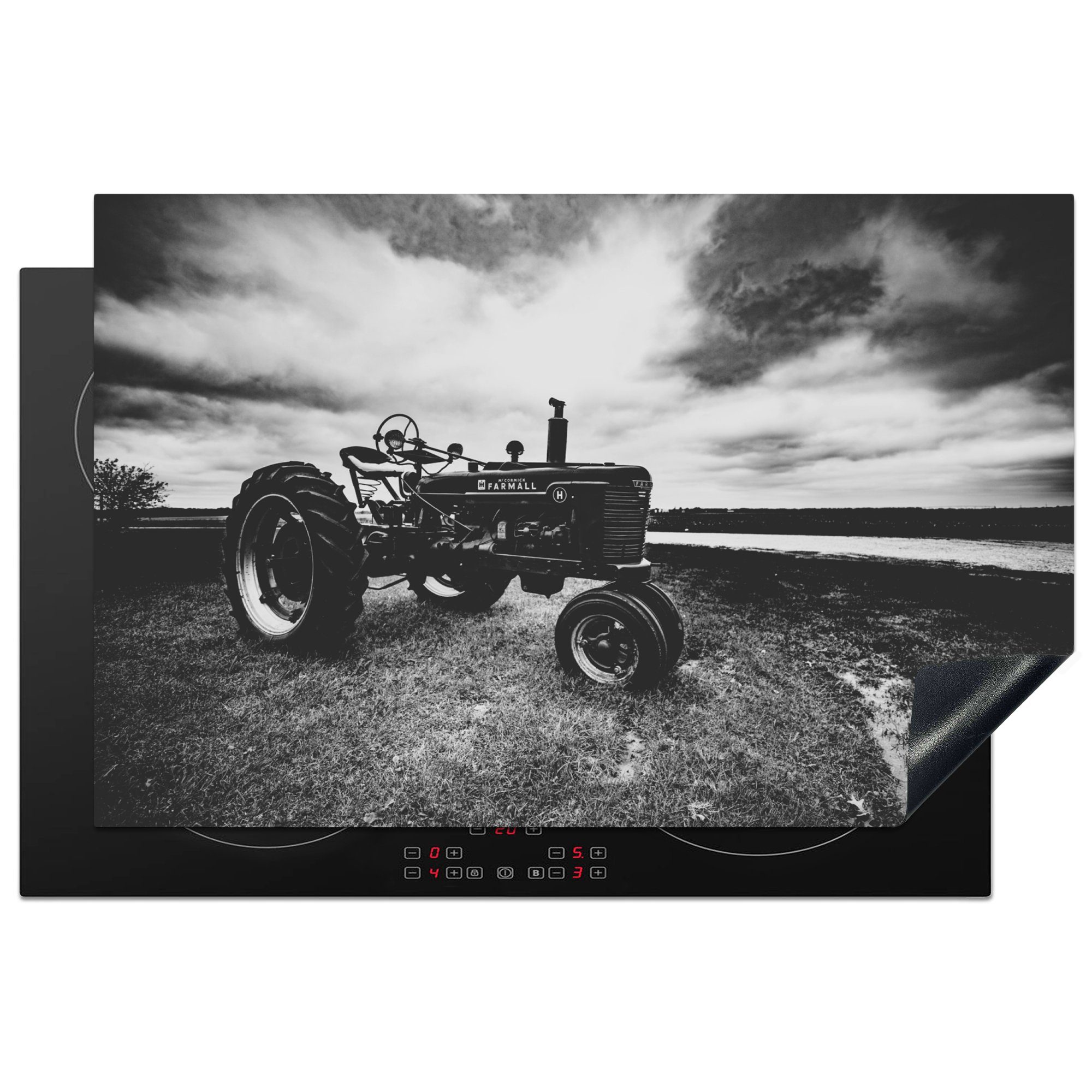 MuchoWow Herdblende-/Abdeckplatte Traktor - Schwarz - Weiß - Bauernhof - Vintage, Vinyl, (1 tlg), 81x52 cm, Induktionskochfeld Schutz für die küche, Ceranfeldabdeckung