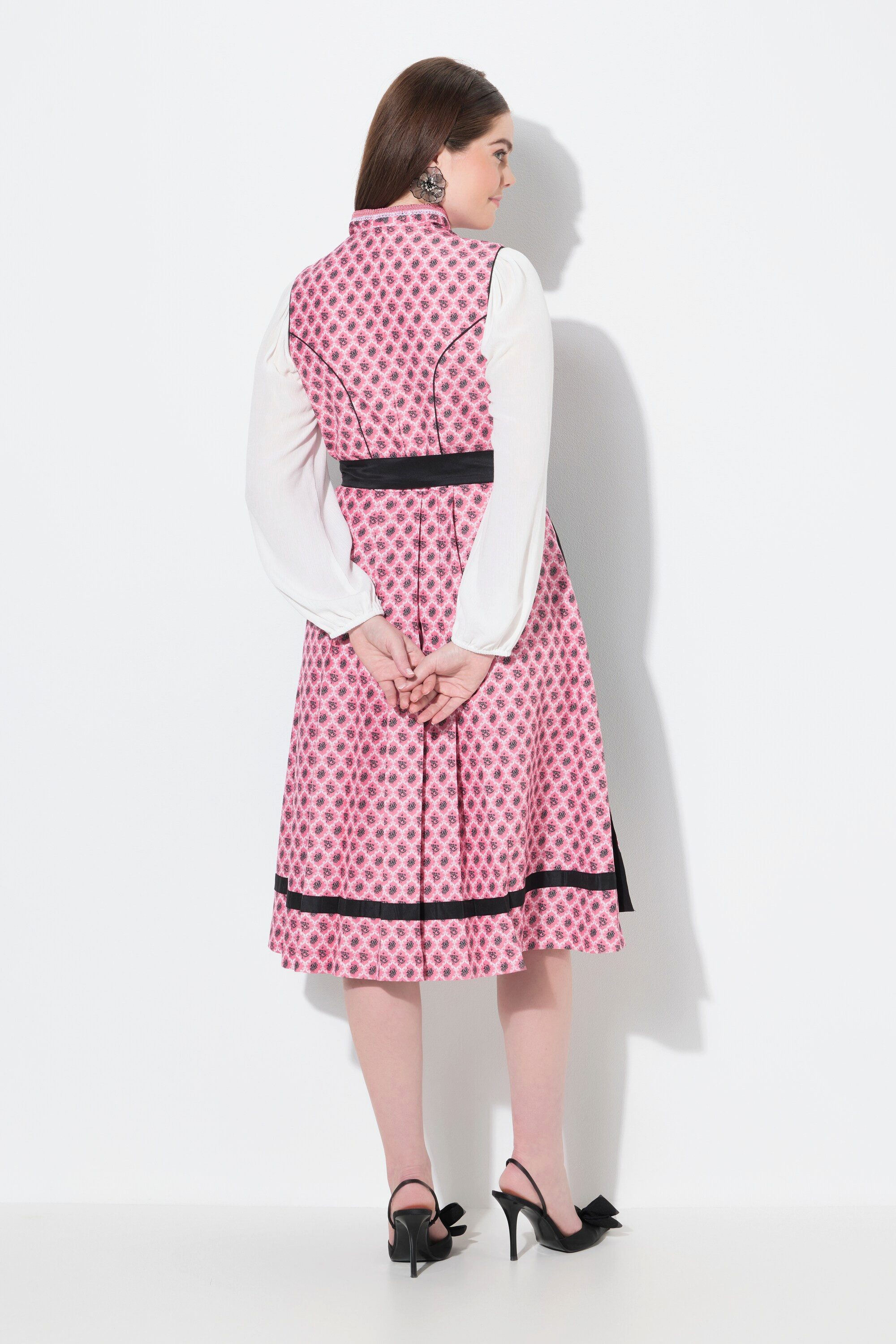 Ulla Popken Dirndl Dirndl Ornamente Stehkragen V-Ausschnitt ärmellos