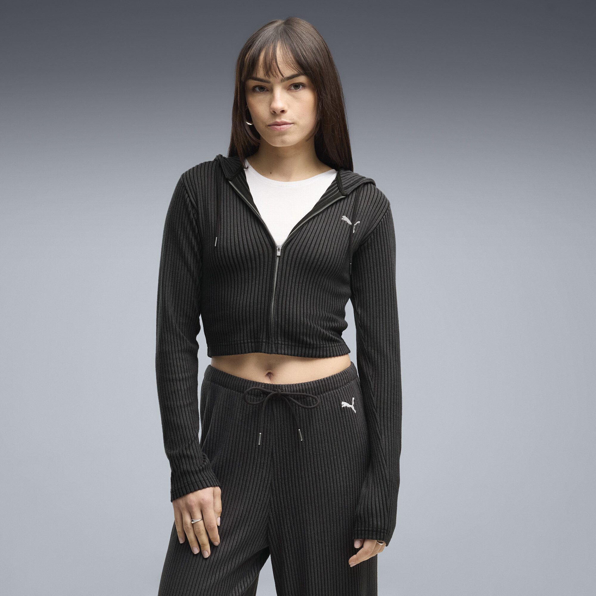 PUMA Hoodie Essentials Slim Gerippte Kapuzenjacke Damen