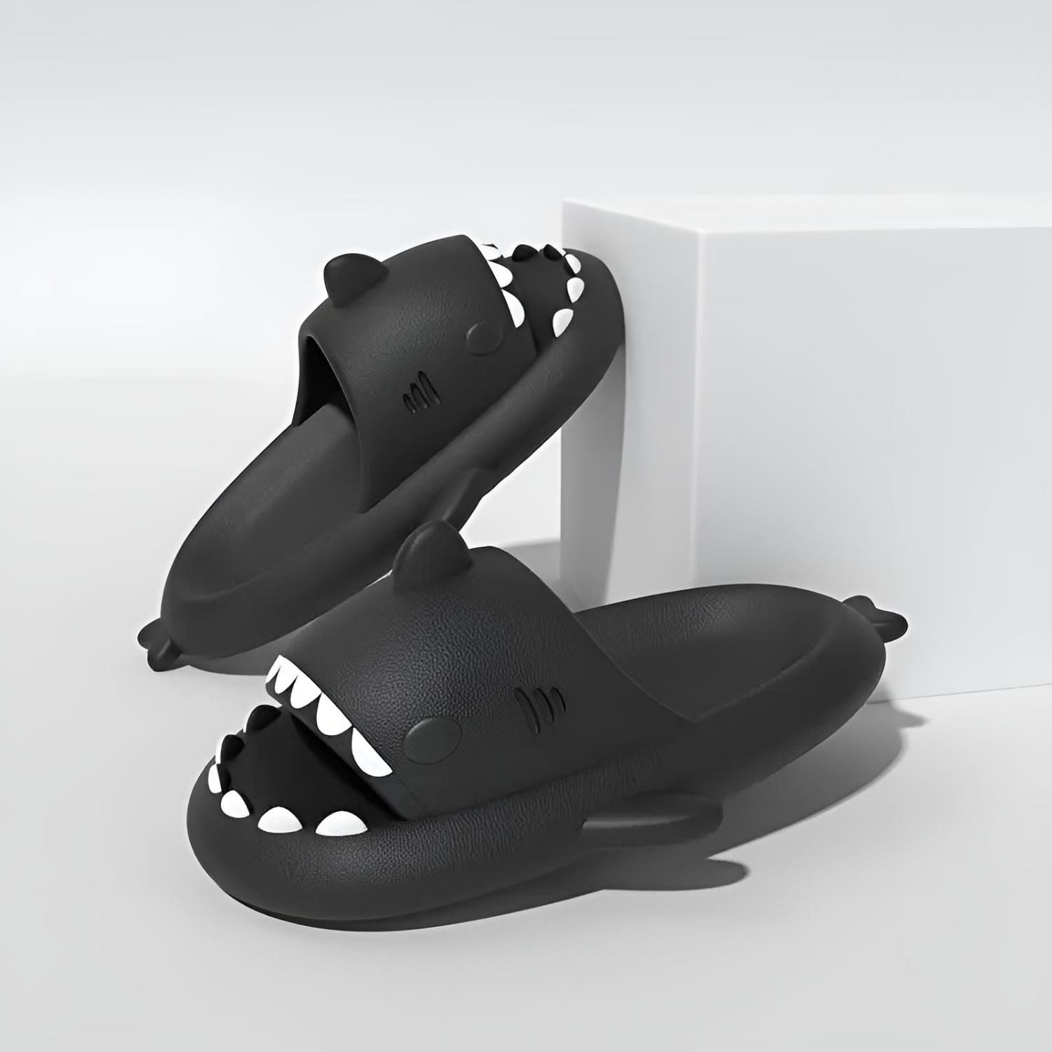 Corimori Bequeme Hai Badeschuhe im Haifisch-Design Badeschuh (Packung, Gesc günstig online kaufen