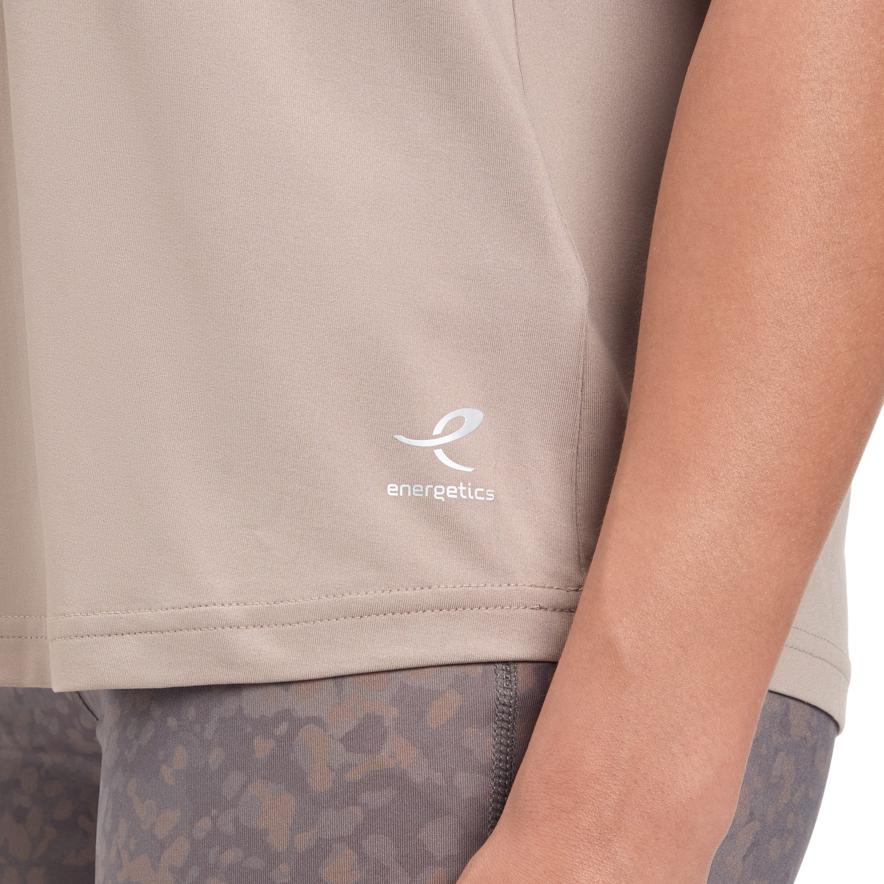 Energetics T-Shirt DA.-T-SHIRT GIANNA SHORT SLEEVE W Loose Fit, längerer Schnitt hinten, kurze Ärmel, Rundhalsausschnitt