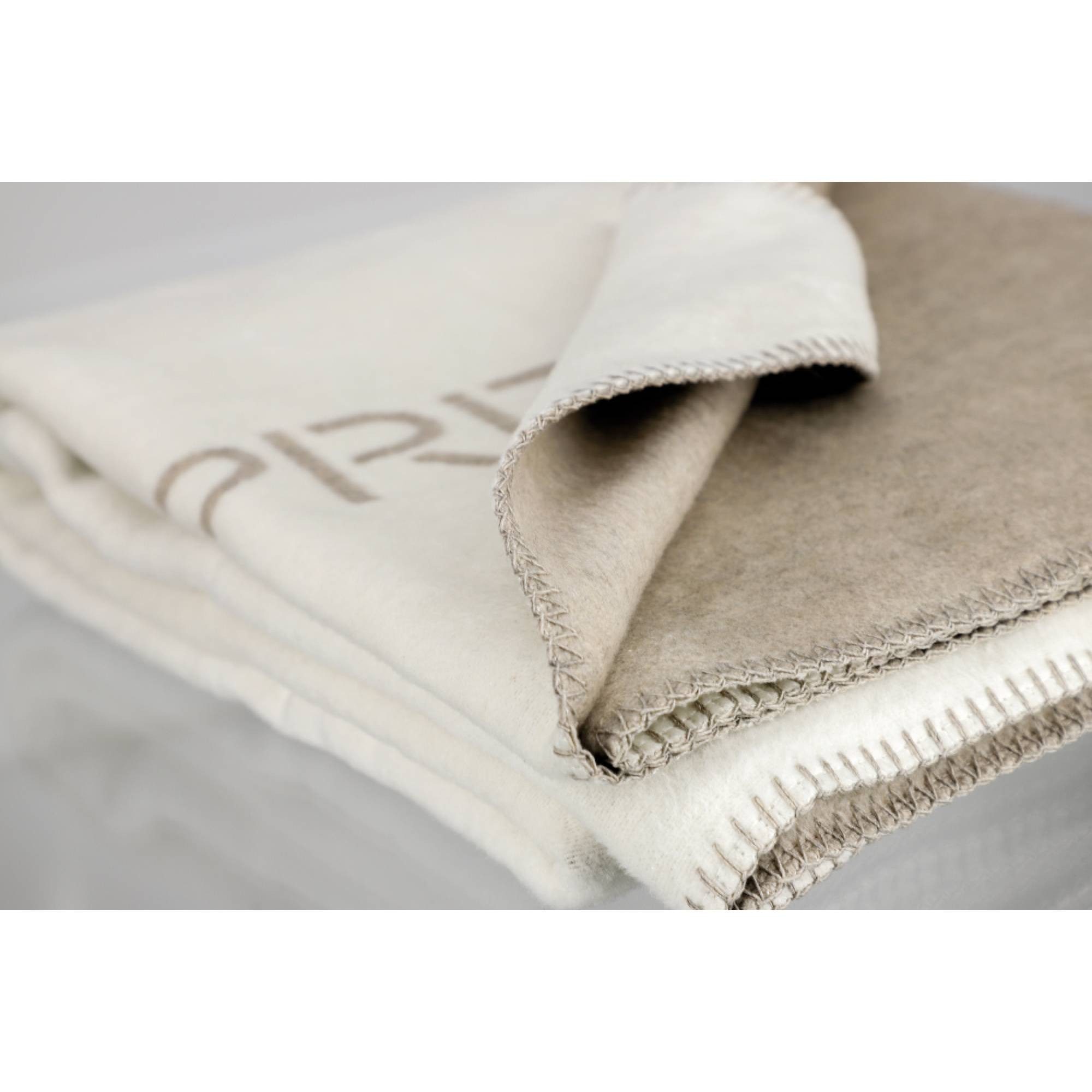 Esprit Tagesdecke FUN Wohndecke, Plaid, Decke, 130 x 170 cm in Weiss günstig online kaufen