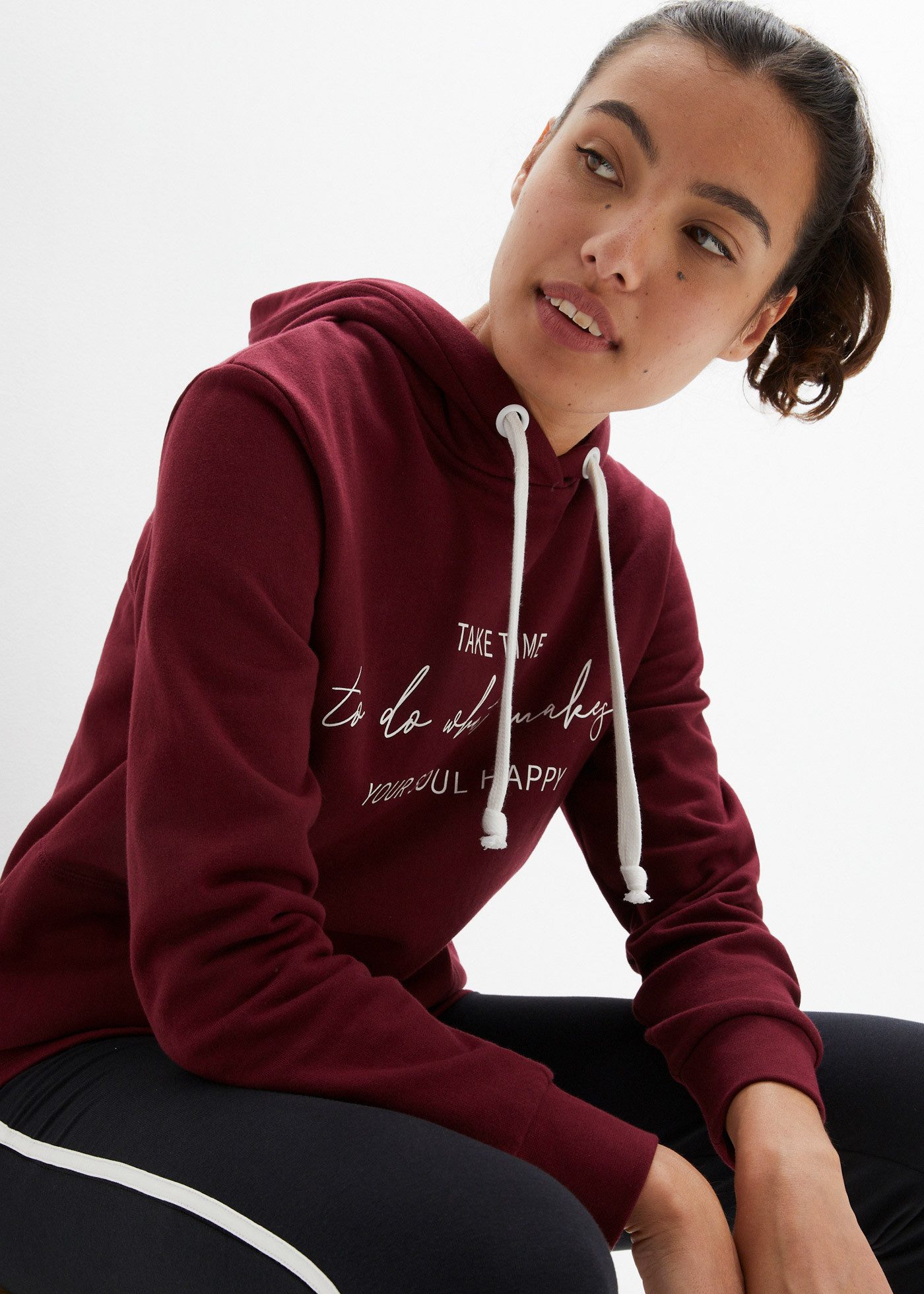 bonprix Jogginganzug, zweiteiliges Set, extra langes Sweatshirt, knöchelfreie Leggings