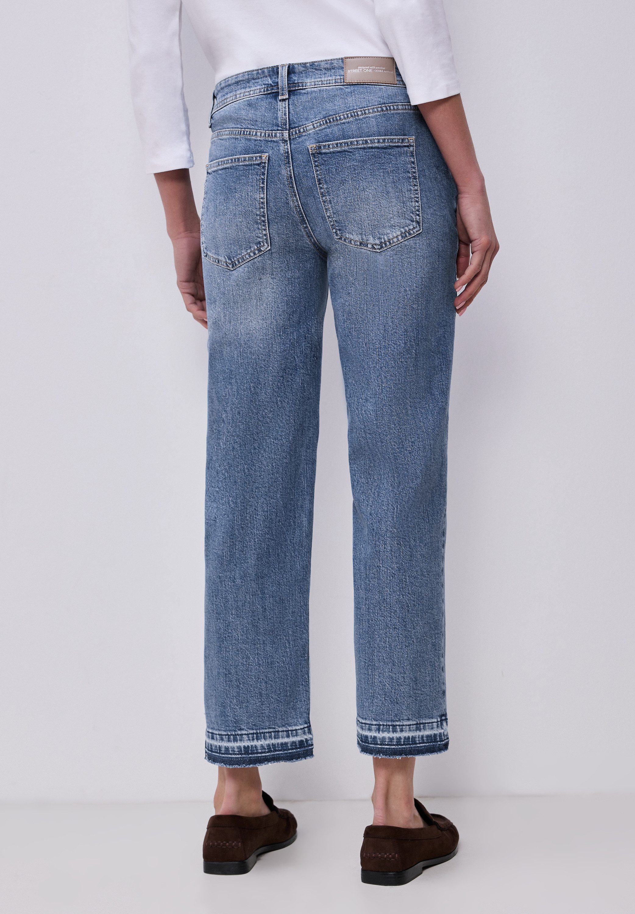 STREET ONE Comfort-fit-Jeans aus Baumwolle mit Stretchanteil – Bild 2 von 5