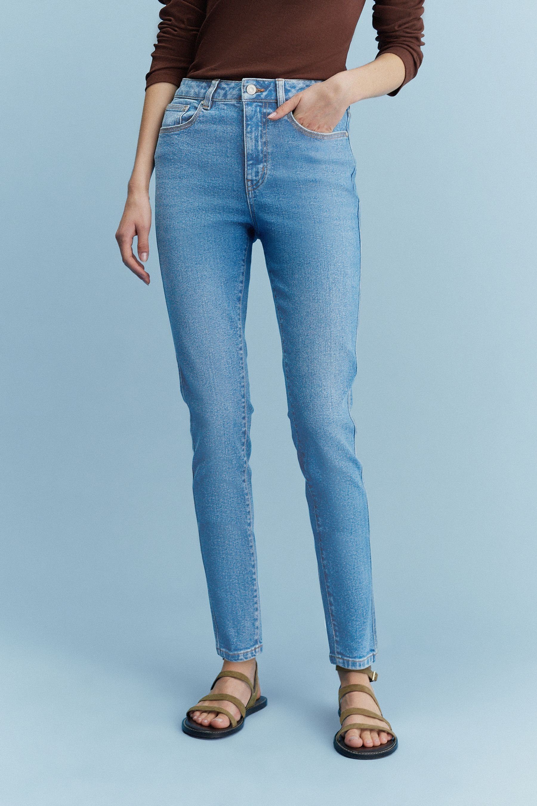 mit Mom-Jeans Mid Stretch (1-tlg) Next Mom-Jeans Bequeme Blue