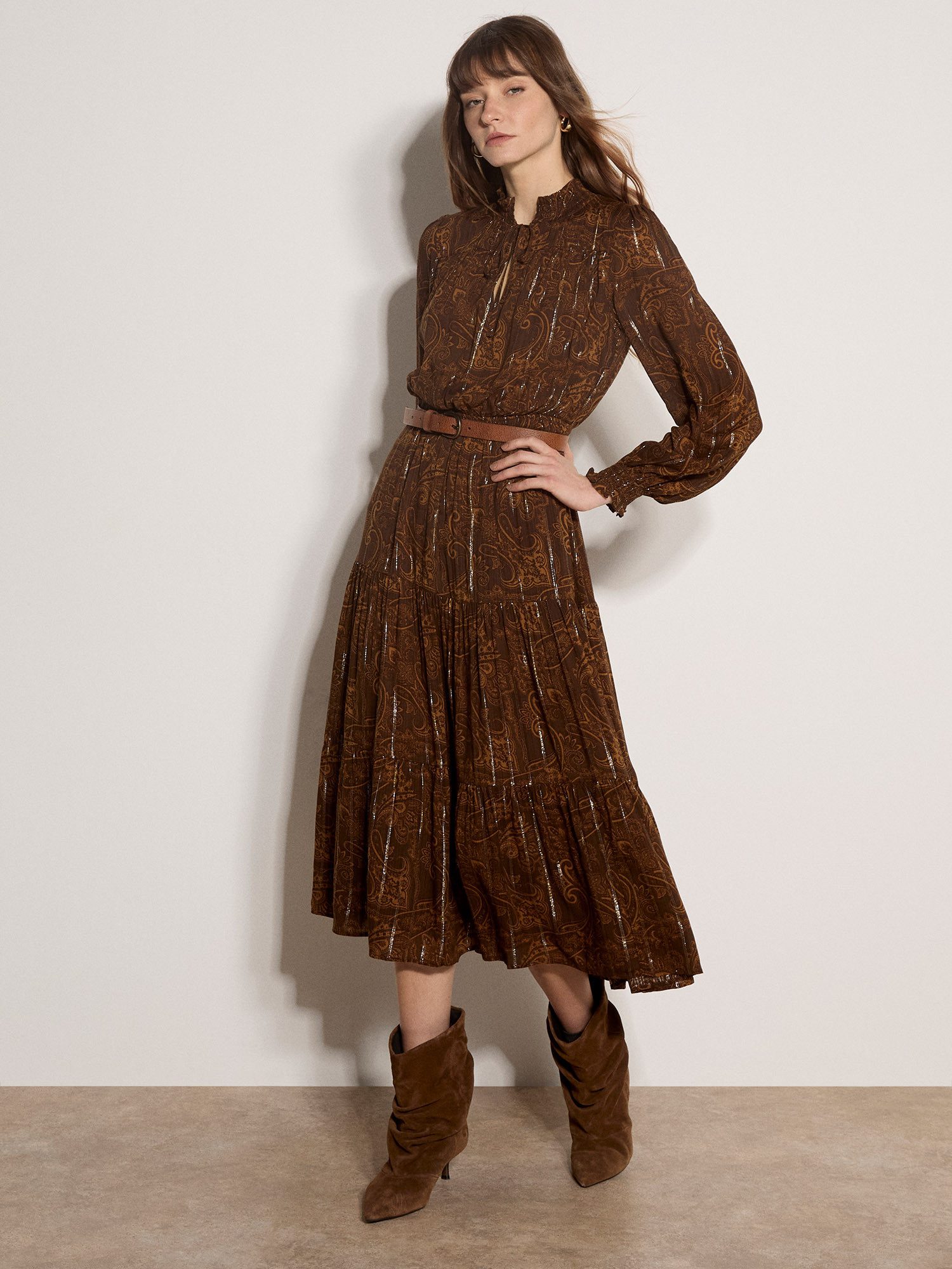 Apricot Midikleid Rüschenkleid mit Metallic-Schimmer (2-tlg., mit Bindeband) im Stufenschnitt