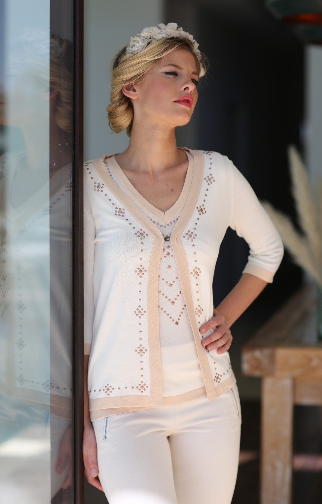 Passioni Cardigan Twin-Set mit dezenten Strass Details und hellrosafarbenem günstig online kaufen