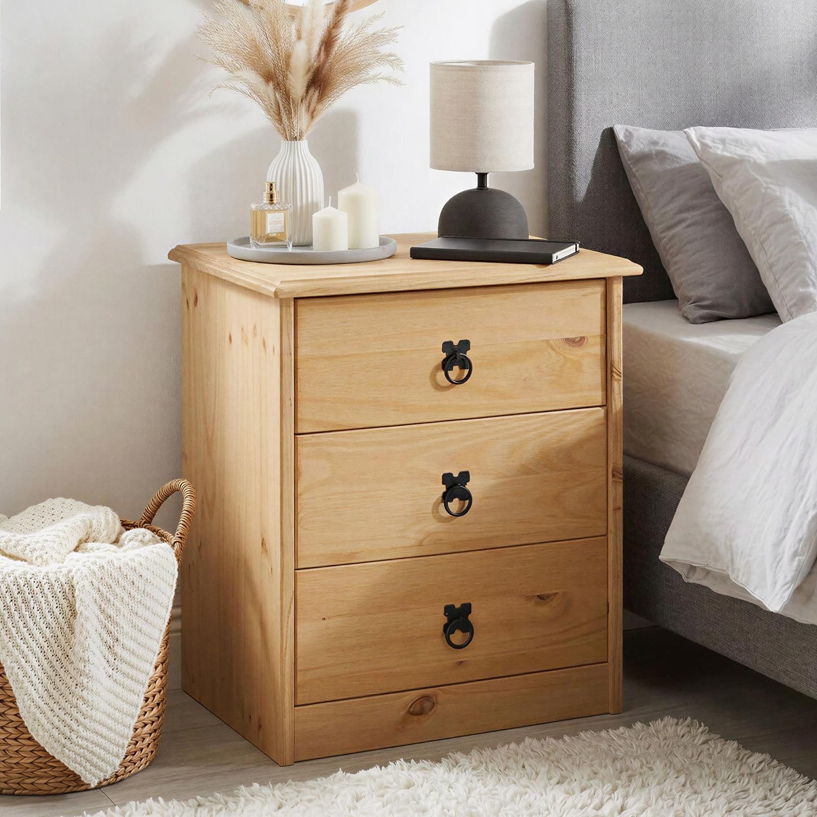 CARO-Möbel Nachtkommode BARRIO, Nachttisch Nachtkommode für Boxspringbett aus Kiefer mit Schubladen La
