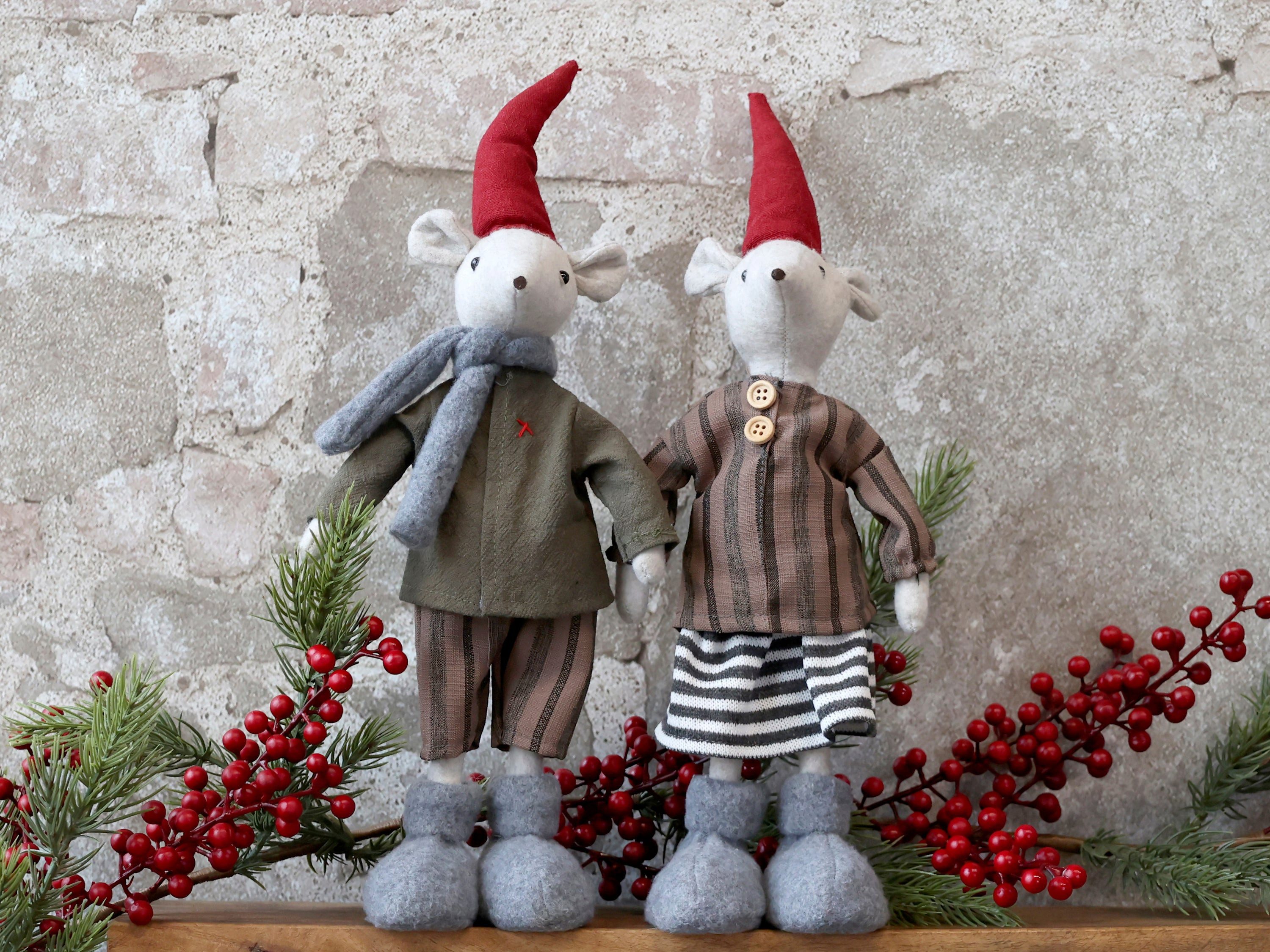 Chic Antique Dekofigur Chic Antique Asger & Agnes Weihnachtsmaus stehend 2er Set – Bild 2 von 3