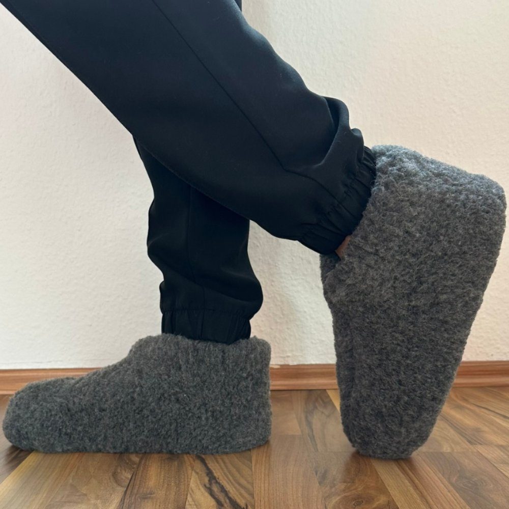 weich Woll-Socken gefüttert bequem Joy & Hüttenschuhe Schur-Wolle rutschfest) (aus Winter Montreal hohe & atmungsaktiv Schaf-Wolle Home Grau warm Hausschuhe geschlossen Lamm-Fell