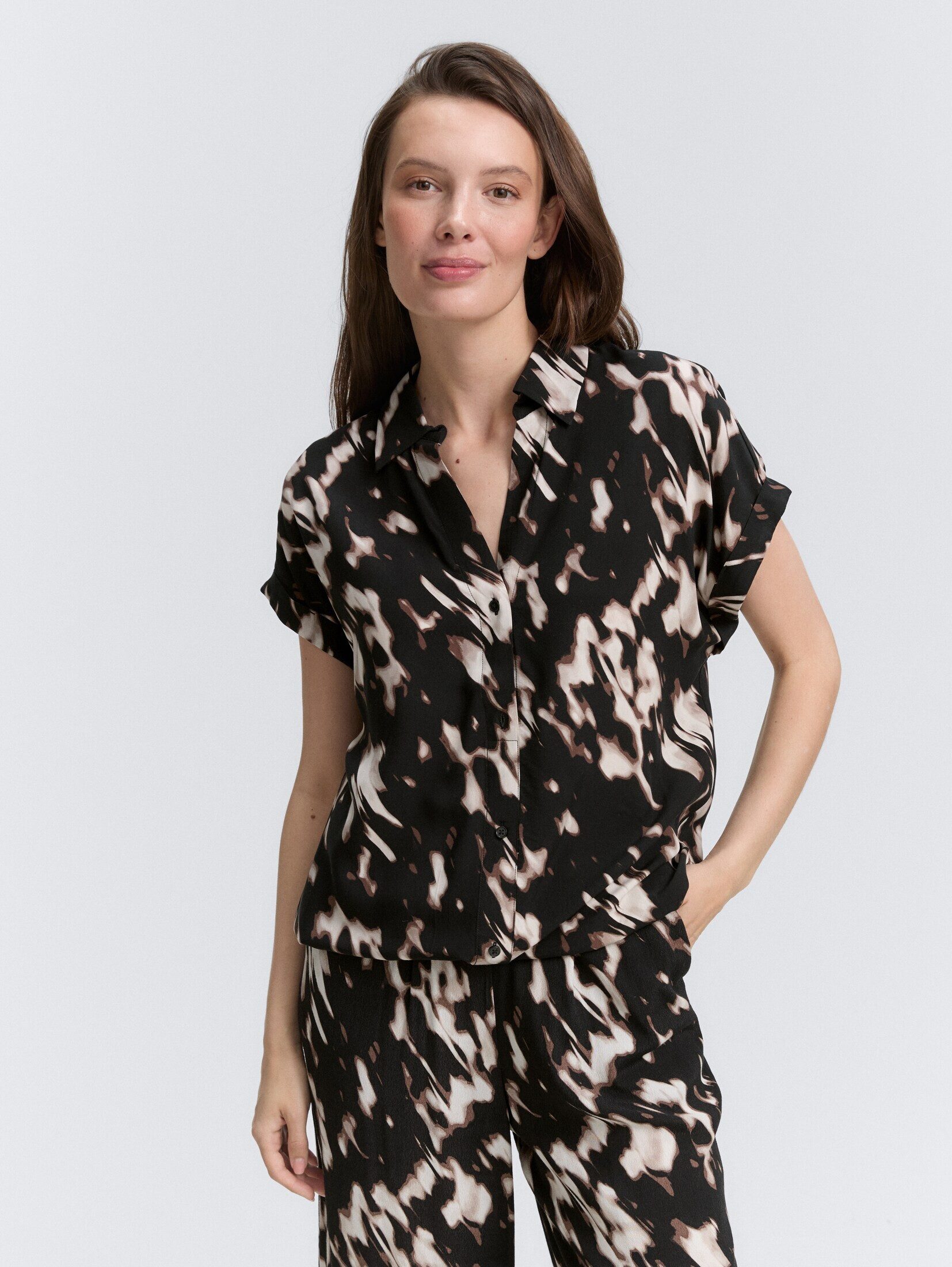 Kurzarmbluse Bluse mit Muster