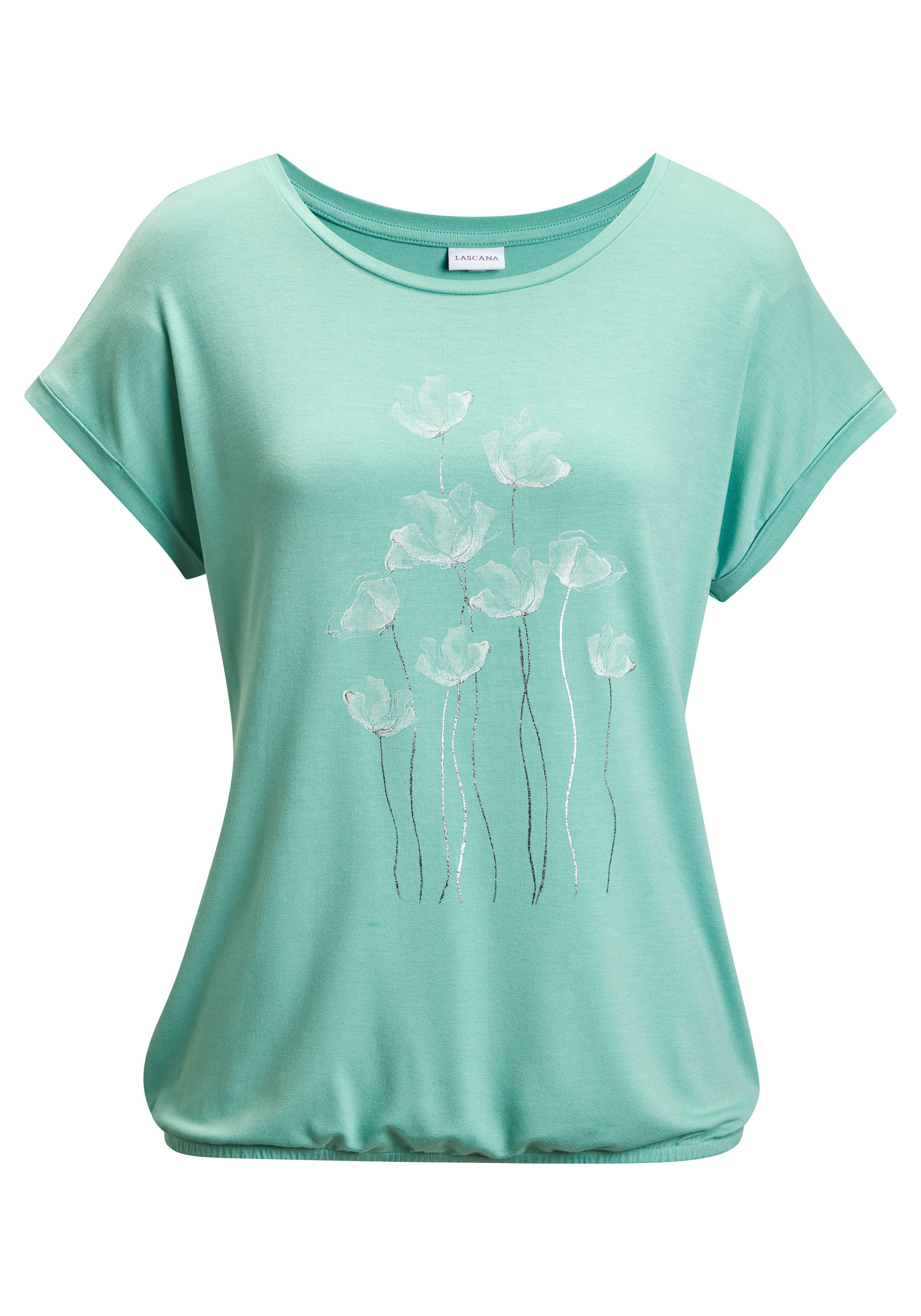 Vivance Kurzarmshirt mit floralem Print aus luftigem Viskose-Stretch. € 24,99, (€ 24,99 pro 1 Stk).