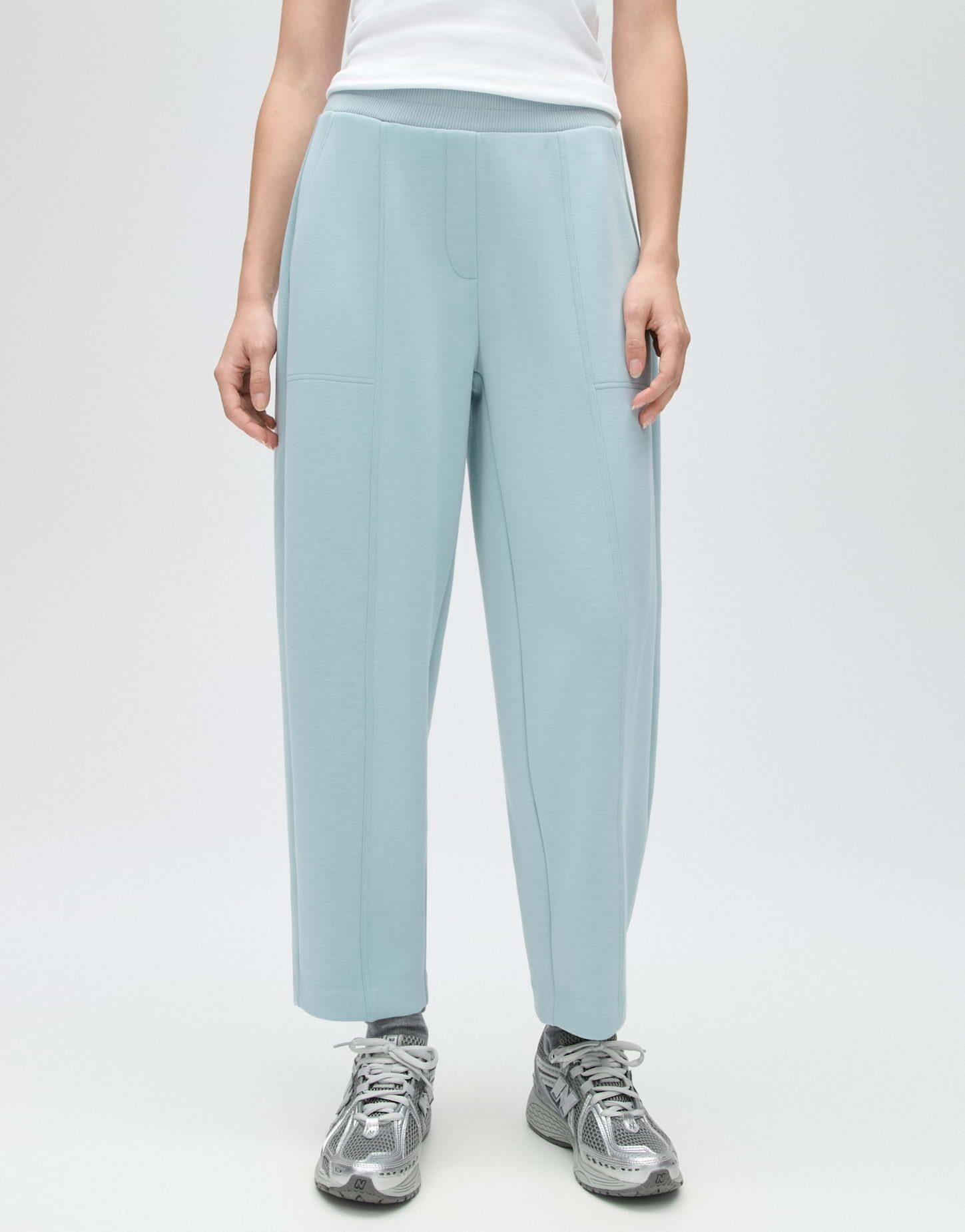 OPUS Stoffhose Myha club barrel aus Sweatware mit Mélange-Effekt Ovale Beinform mit Cargotaschen und abgesteppter Teilungsnaht
