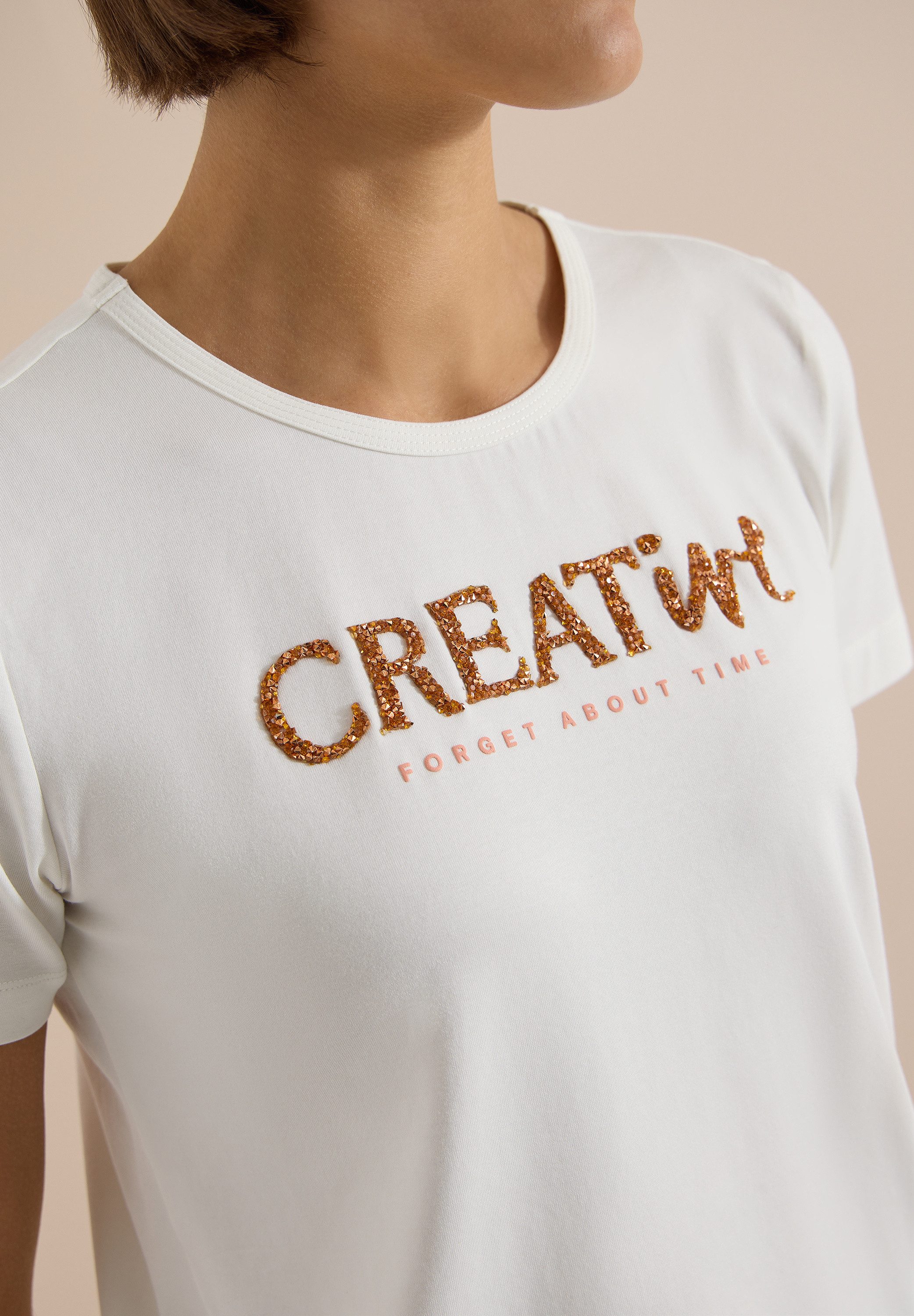 CECIL Print-Shirt Sommershirt mit Rundhals und Glitzer-Wording – Bild 3 von 5