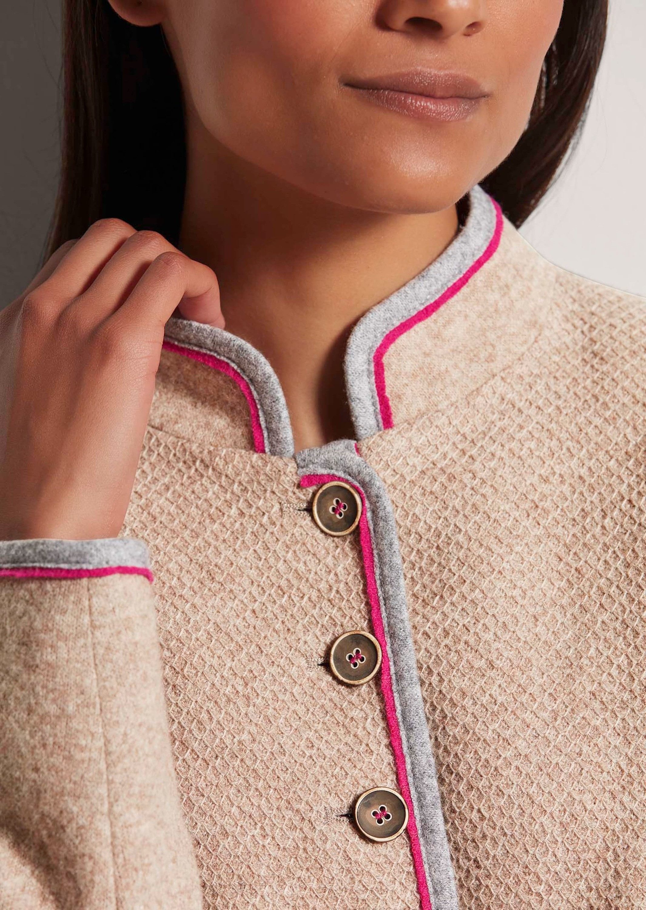 MADELEINE Kurzblazer Kurzer Blazer mit Wolle