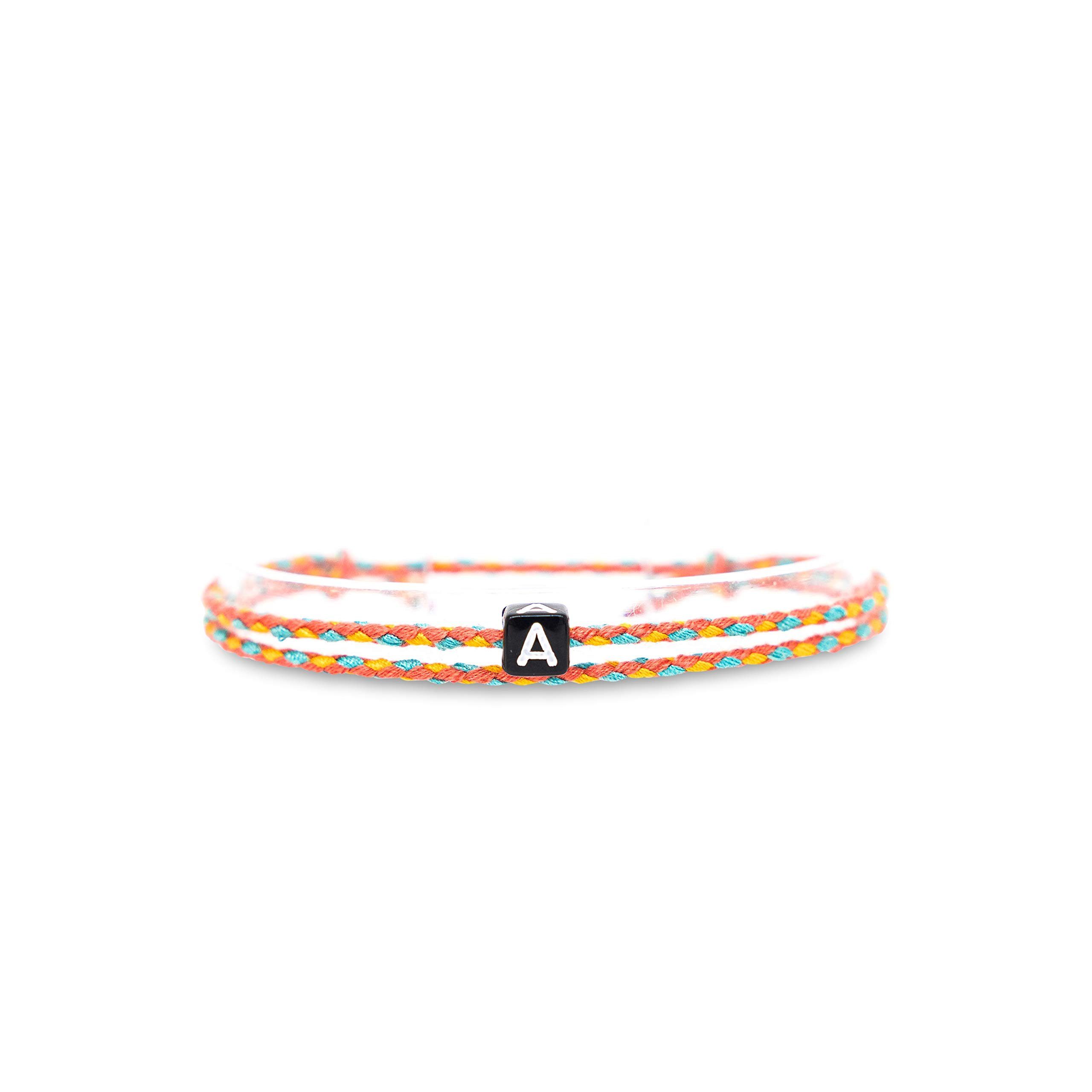 Made by Nami Freundschaftsarmband Surfer-Armband Personalisiert mit Buchstabe Damen Herren, Pärchen-Armband individualisiert, beste Freundin Freundschaftsarmband
