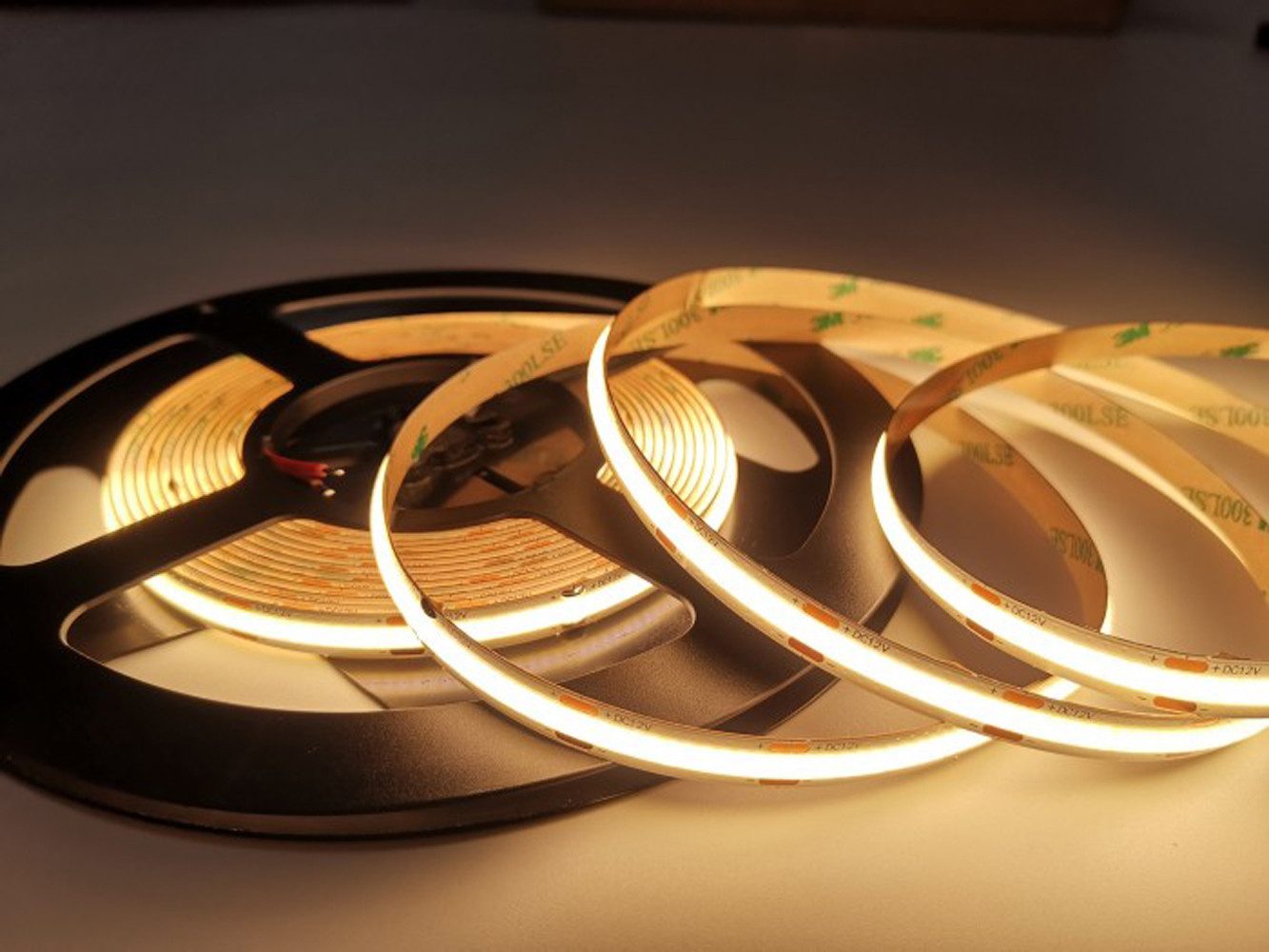 XENON LED Stripe 5054 LED Band COB LED 12 Volt 5m 990 Lumen pro Meter IP20 Warm Weiß