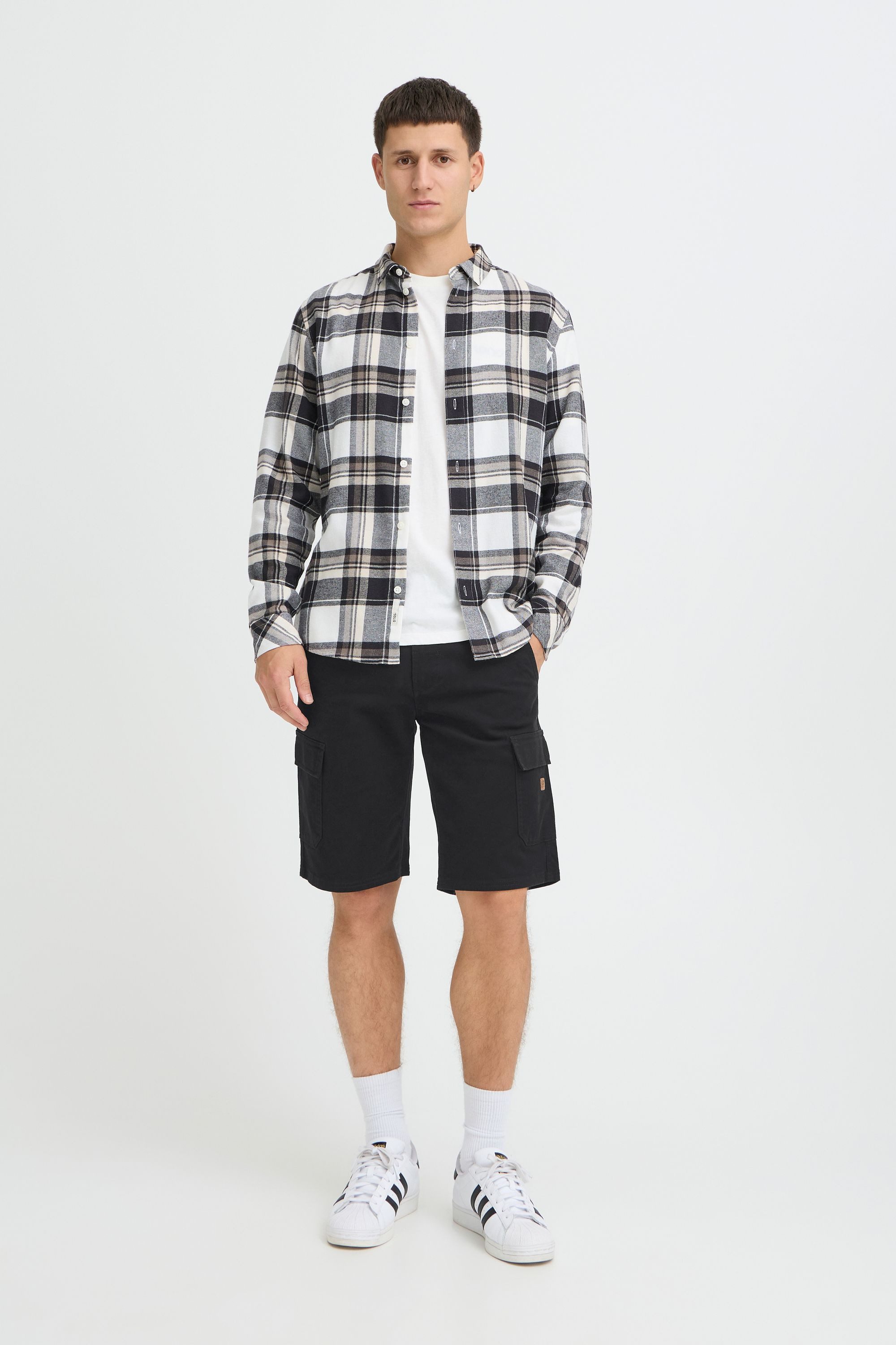 Blend Cargoshorts BHTirol Lässige Cargo-Shorts mit Taschen – Bild 3 von 5