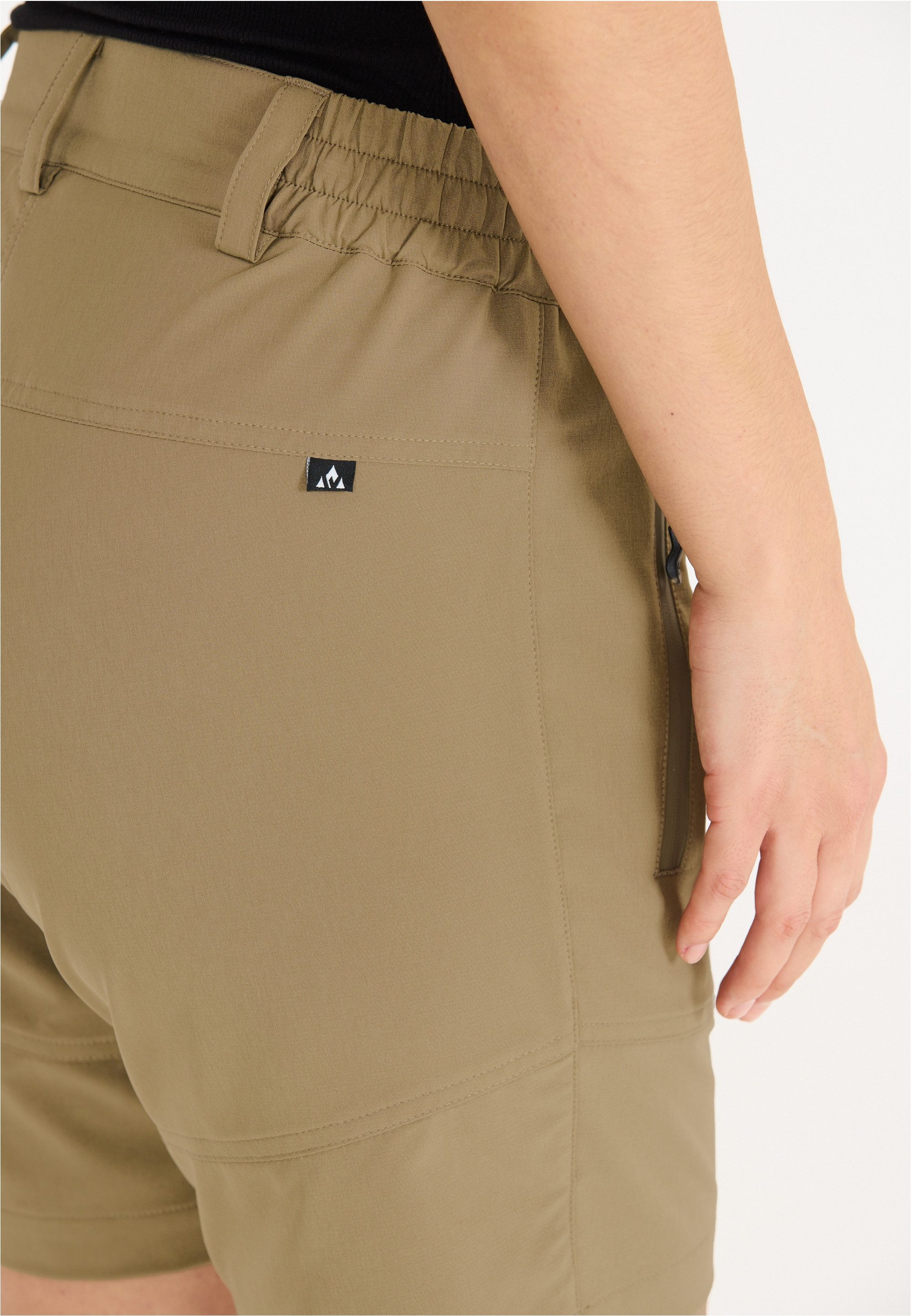 WHISTLER Shorts LALA mit extra komfortablem Funktionsstretch
