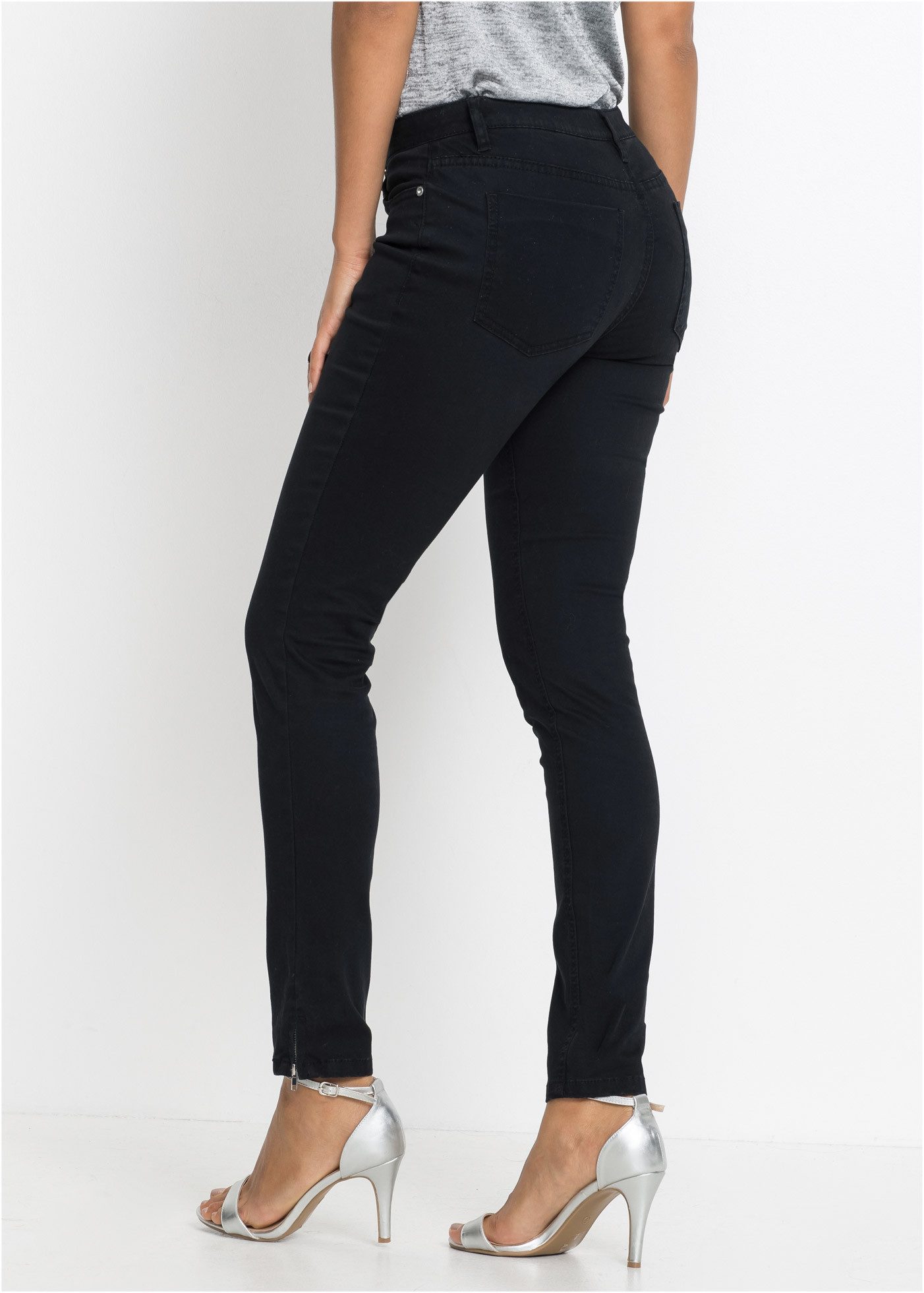 bonprix Skinny-fit-Jeans Skinny-fit, Mid Waist, cropped Schnitt, Kurzgröße
