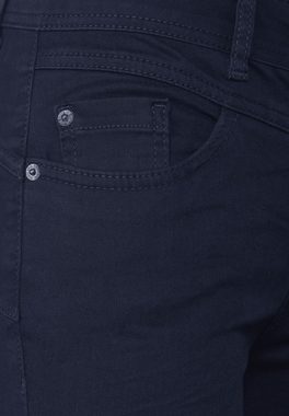 STREET ONE Bootcut-Jeans in dunkelblauer Waschung