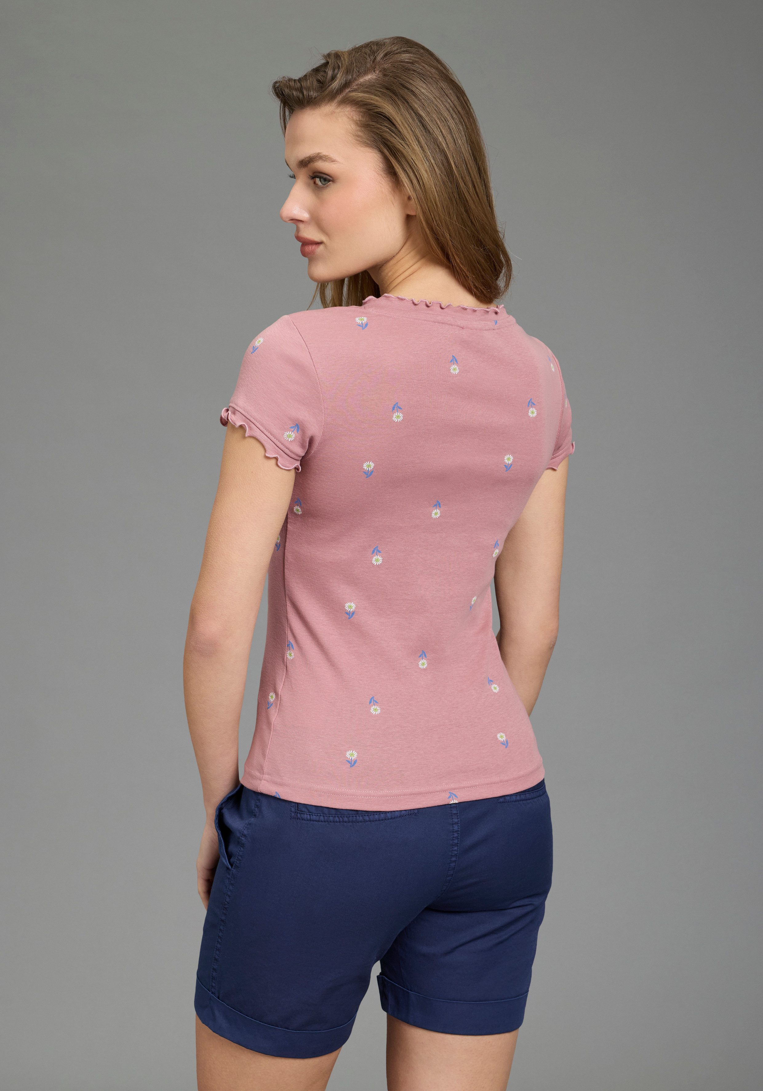 KangaROOS Kurzarmshirt kurzärmelig, figurbetont, aus Baumwolle günstig online kaufen