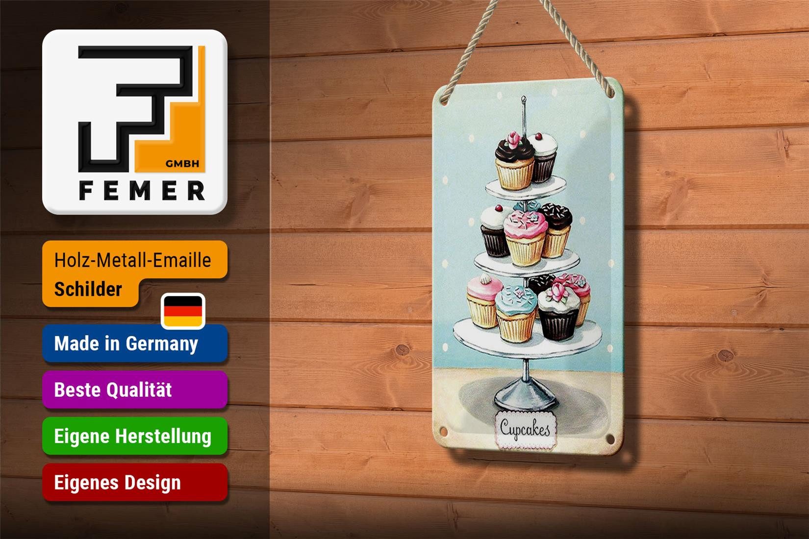 Femer GmbH Metallschild Süßigkeiten 12x18cm Cupcakes kleine Kuchen, (1 St), gewölbte Oberfläche, abgerundete Ecken, umgeschlagene Kanten