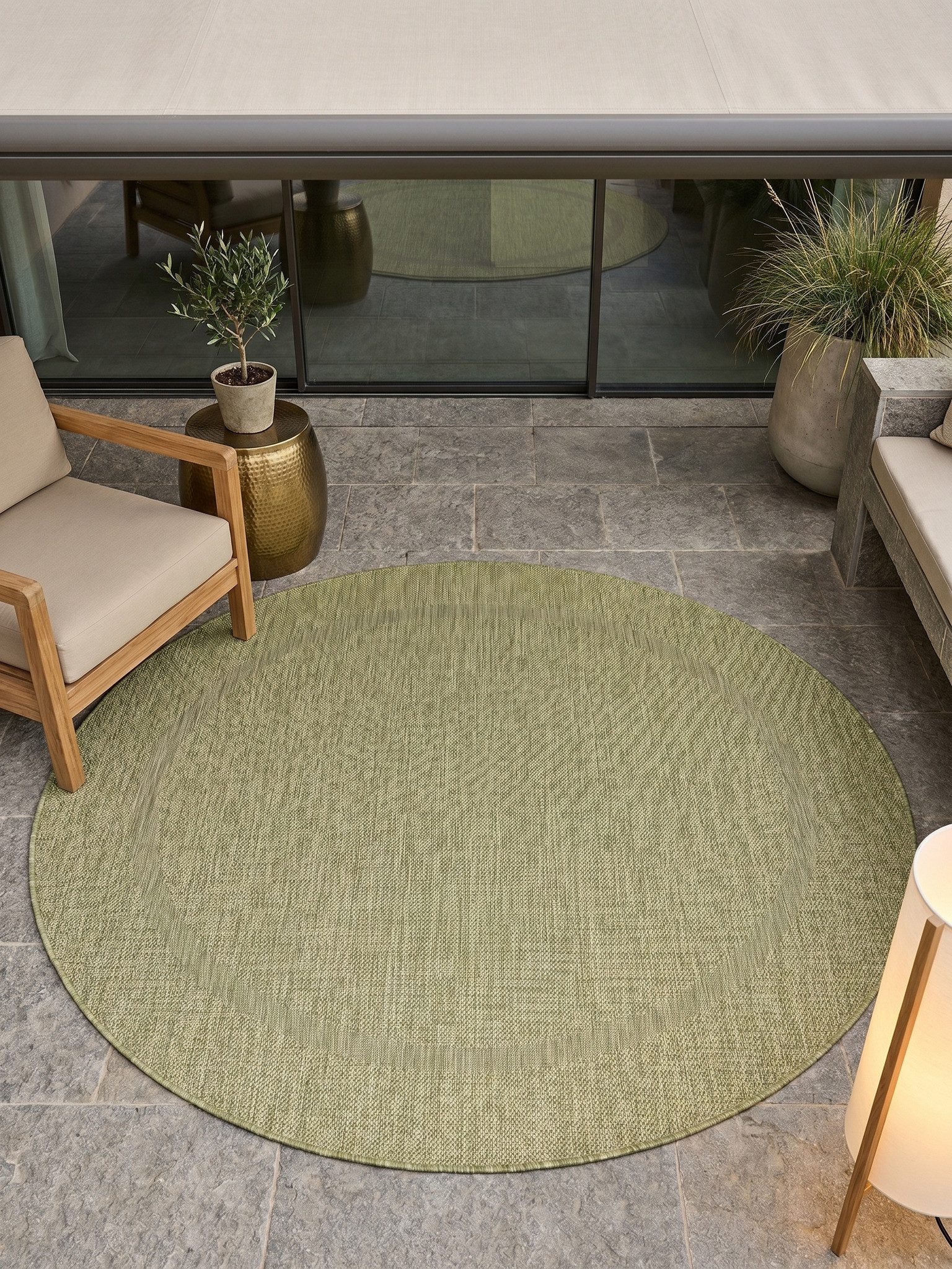 KADIMA DESIGN Outdoorteppich ALSTER Wetterfest UV-Beständig Balkon Waschbar Strapazierfähig Uni, Rund, Höhe: 3 mm, Grün, 120x120 cm, Balkonteppich Fußbodenheizung Waschbar