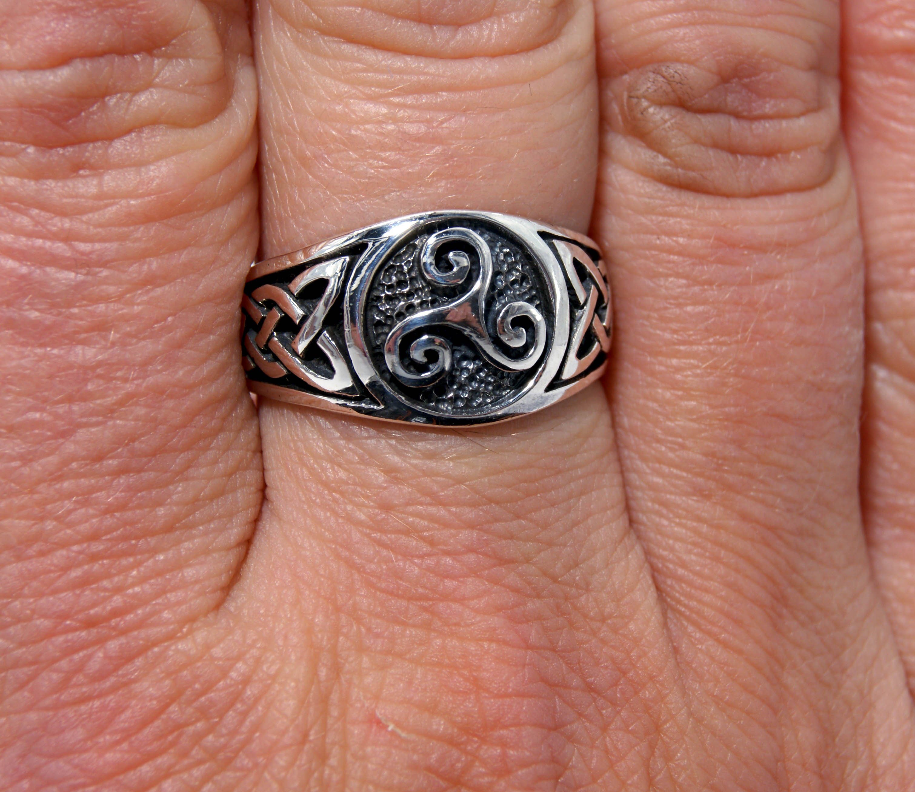 52-74 keltische Gr. Dreier Ring Triskele Kiss of Silberring 925 Fingerring Leather Spirale