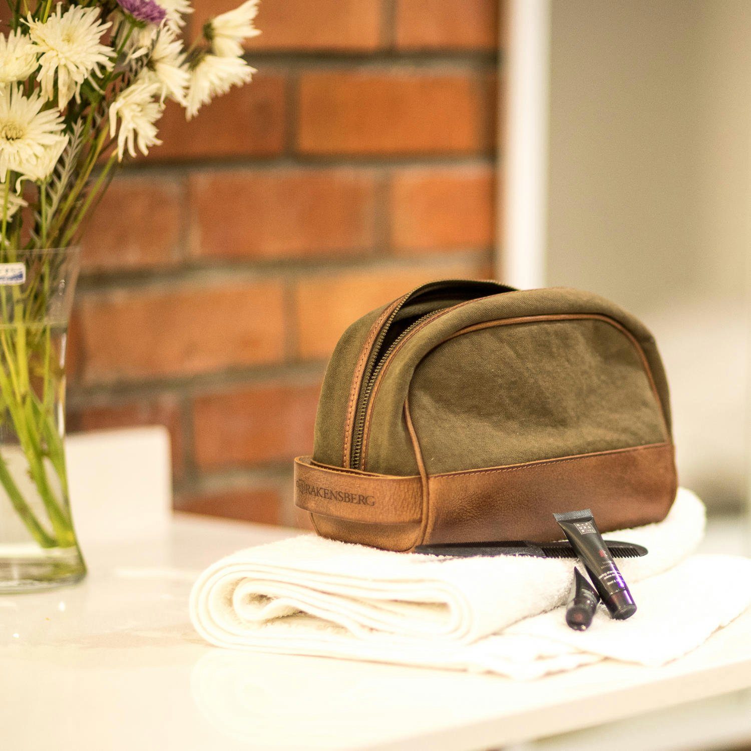 DRAKENSBERG Reisetasche Safari Weekender & Kulturbeutel günstig online kaufen