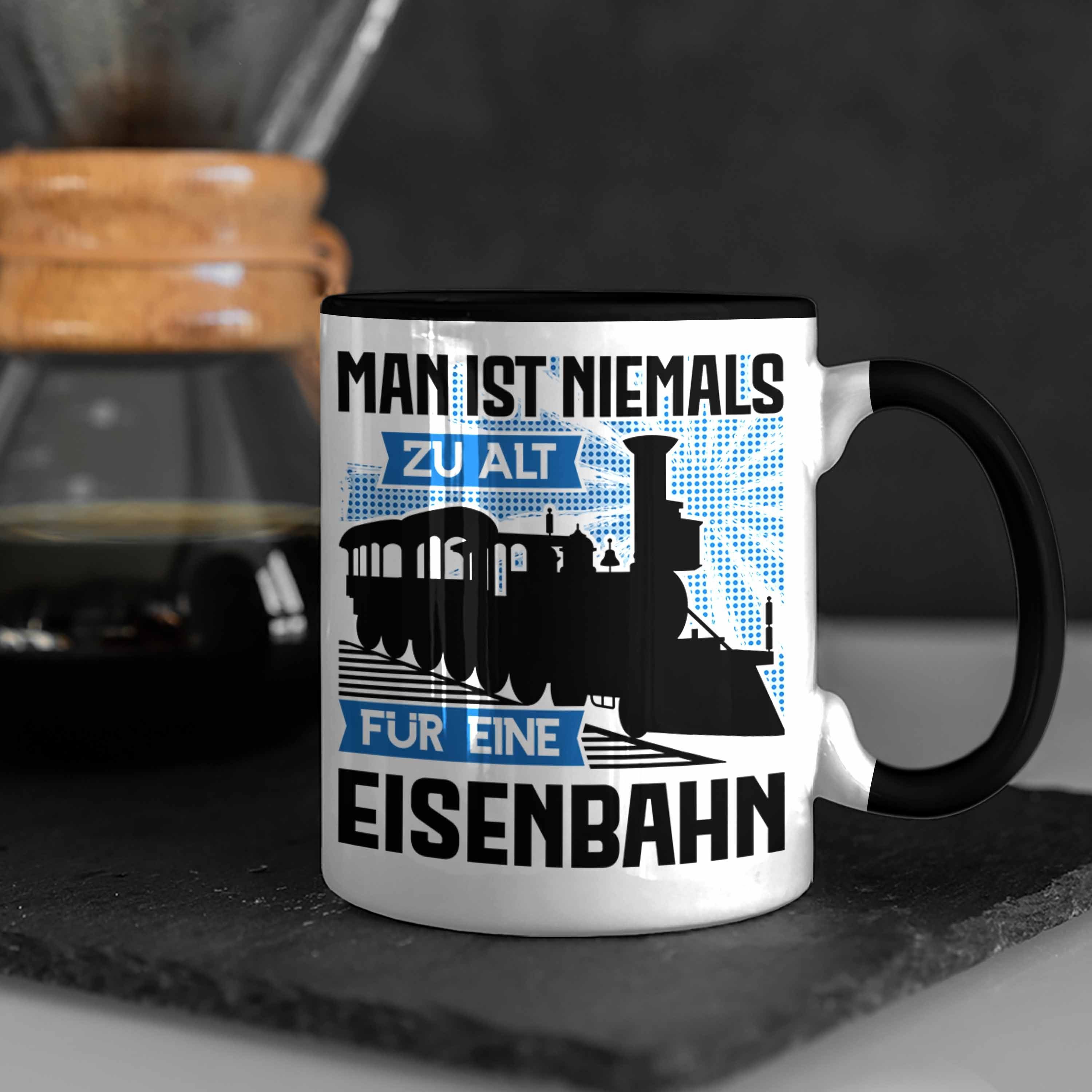 Geschenk Modeleisenbahn Trendation Tasse Eisenbahn Rentner Opa Geschenkidee Trendation Spruch Dampflokomotive Sprüche Schwarz Tasse Geschenk -