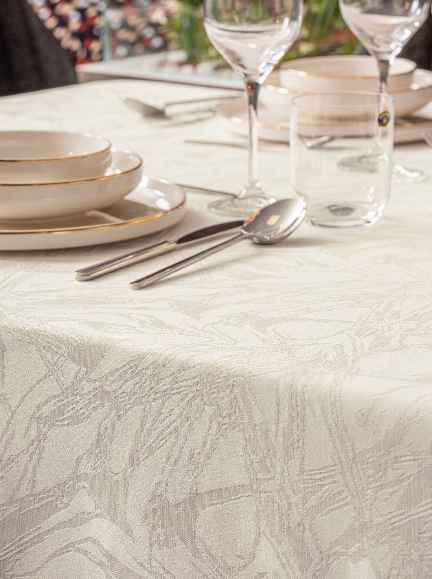 Hermia Concept Tischdecke 100% POLYESTER, 155 günstig online kaufen