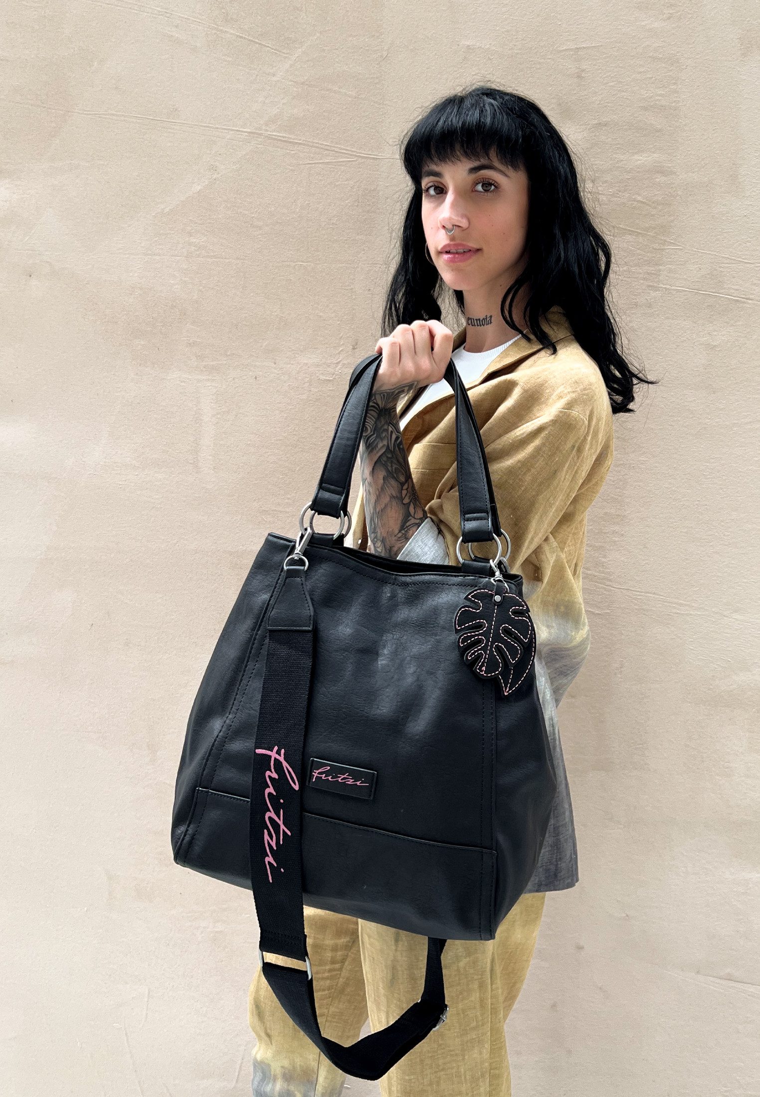 Fritzi aus Preußen Schultertasche Eco Joy01, aus veganen und recycelten Materialien