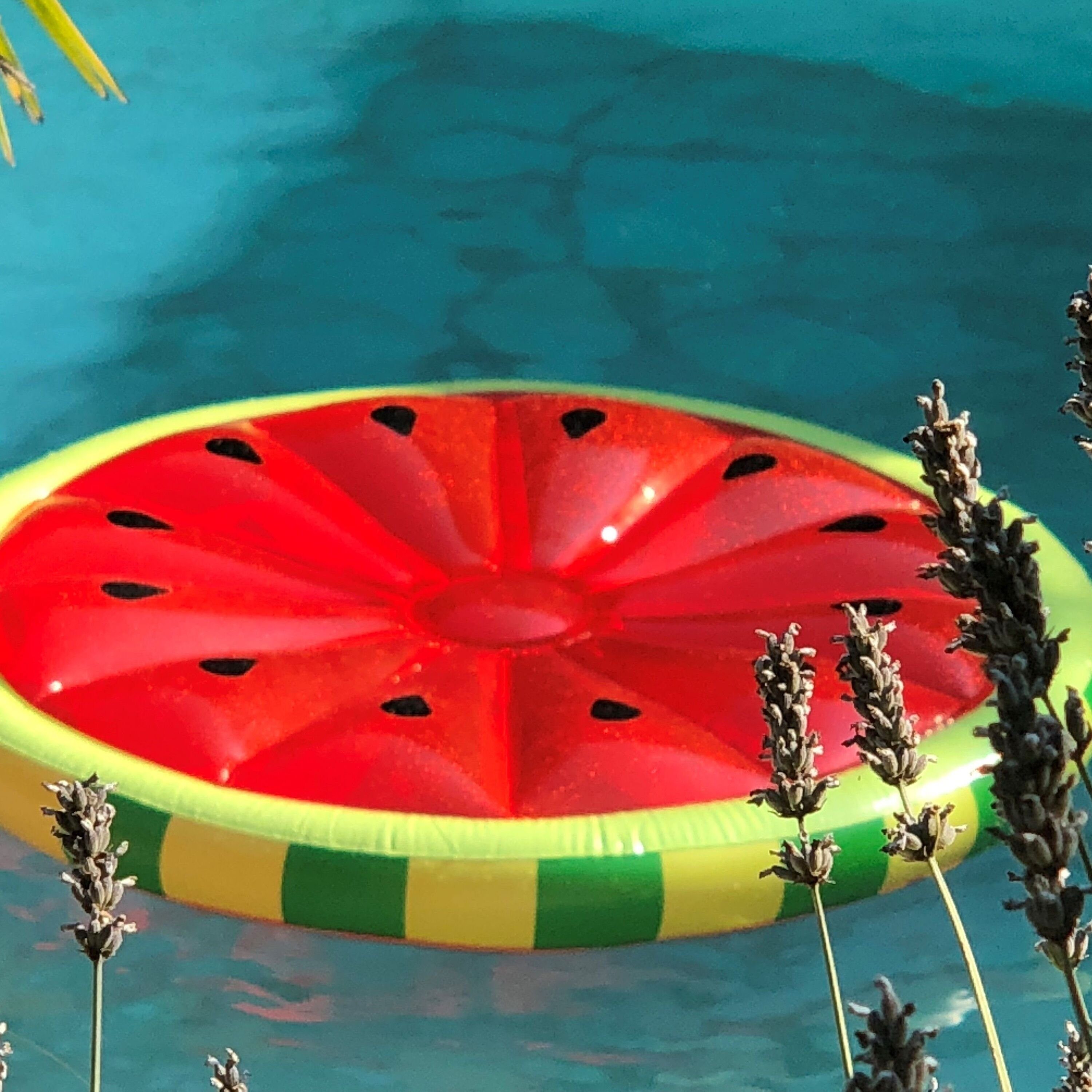 YEAZ Badeinsel GIANT SERIE - WATERMELON Badeinsel, Komfortable Wassermelone für 2 Personen geeignet